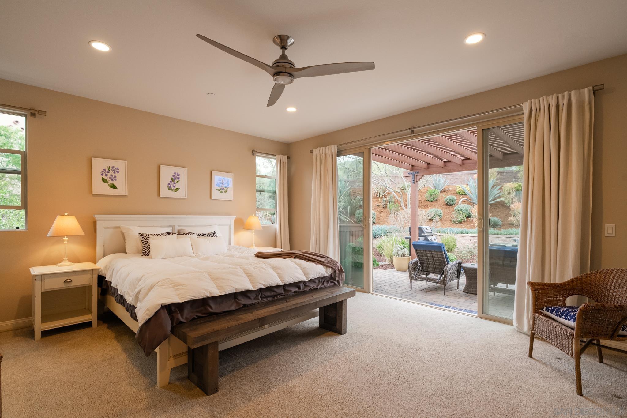 Detail Gallery Image 12 of 53 For 7964  Auberge Circle, San Diego,  CA 92127 - 3 Beds | 3 Baths