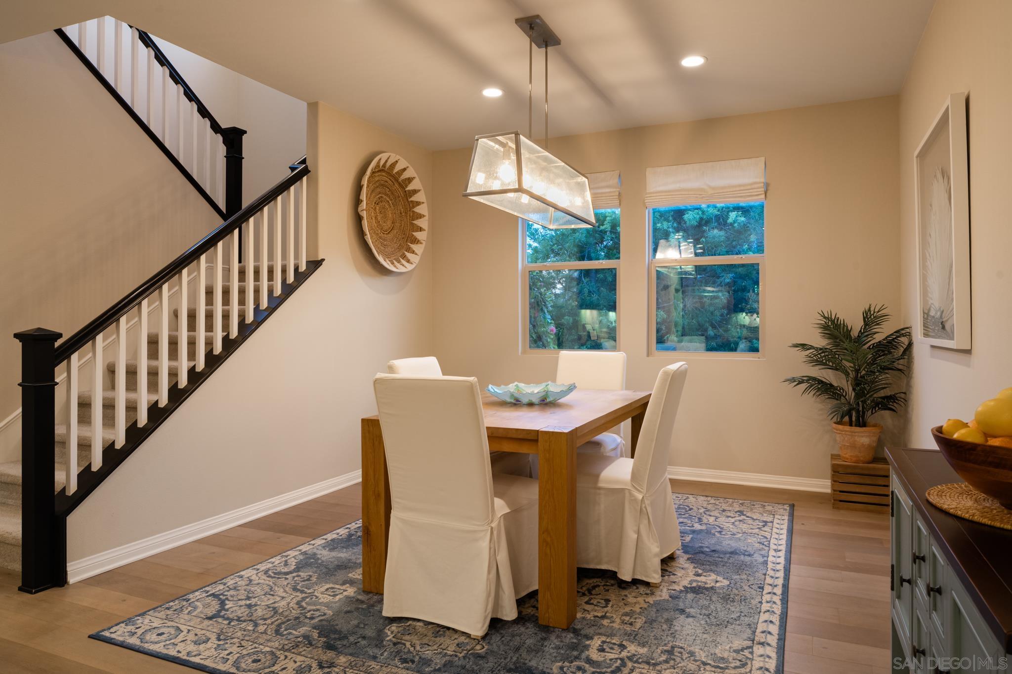 Detail Gallery Image 6 of 53 For 7964  Auberge Circle, San Diego,  CA 92127 - 3 Beds | 3 Baths