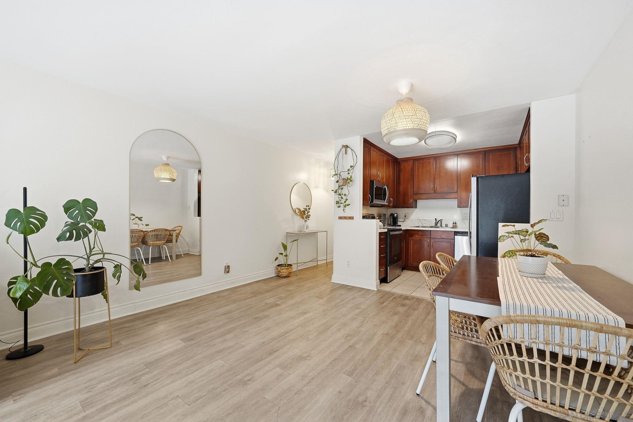 Detail Gallery Image 14 of 33 For 3815  3rd Ave  #14,  San Diego,  CA 92103 - 1 Beds | 1 Baths