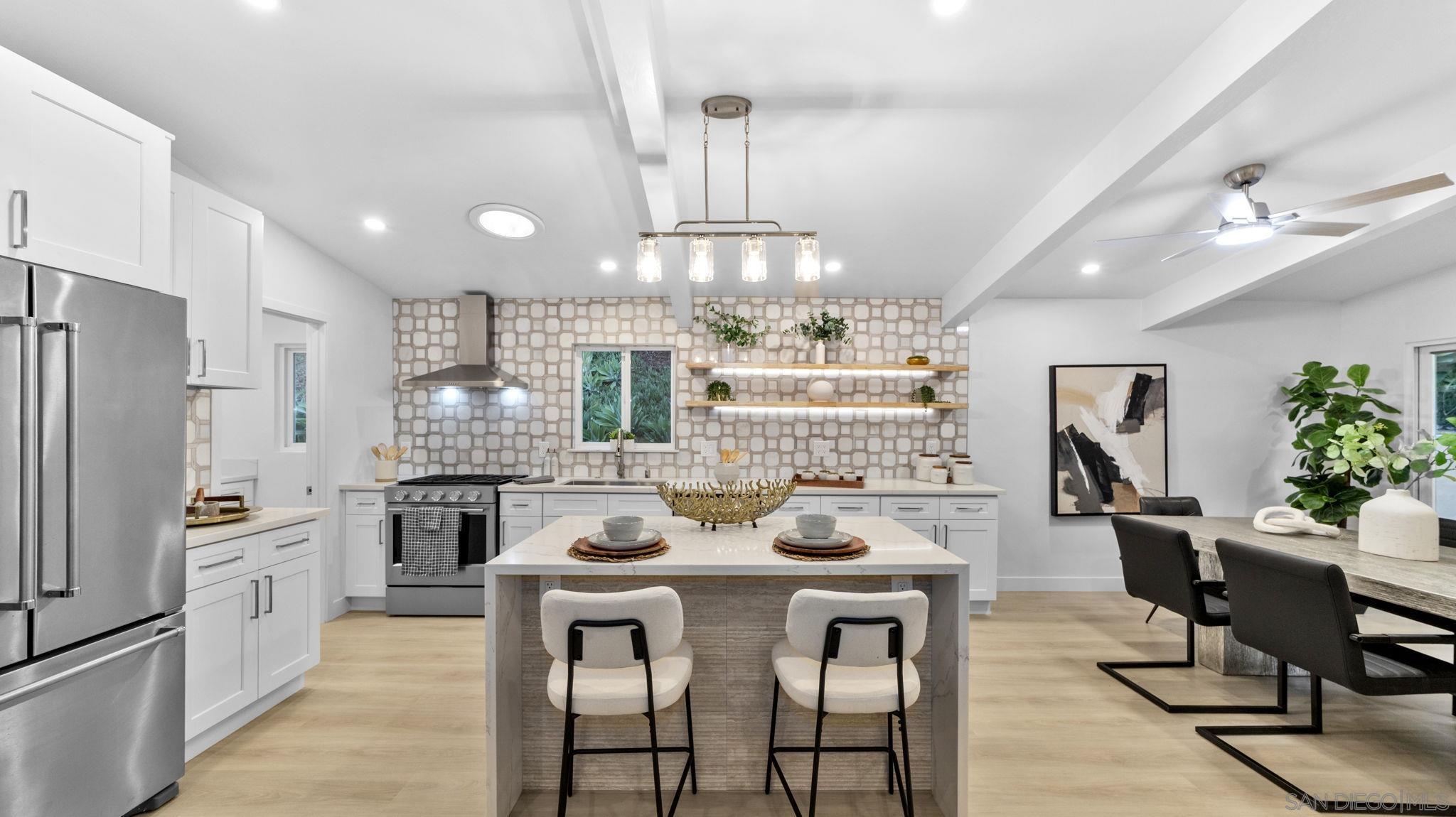 Detail Gallery Image 15 of 49 For 4909  Pacifica Dr, San Diego,  CA 92109 - 3 Beds | 2/1 Baths