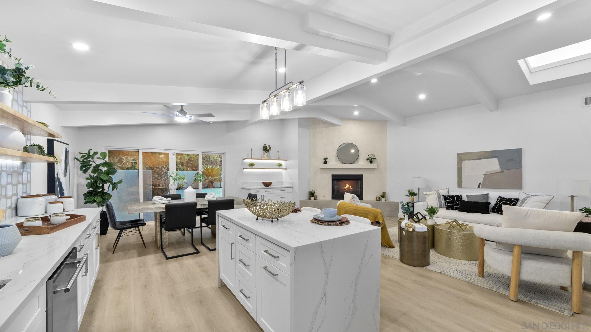 Detail Gallery Image 17 of 49 For 4909  Pacifica Dr, San Diego,  CA 92109 - 3 Beds | 2/1 Baths