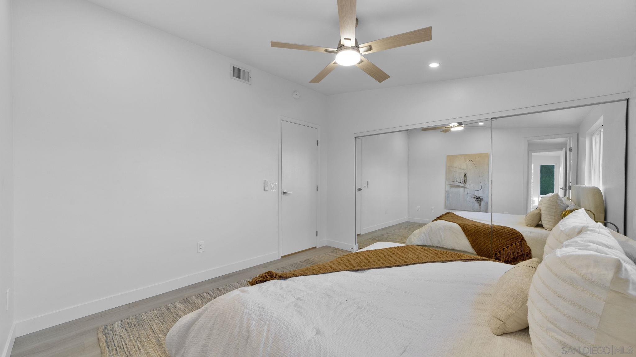 Detail Gallery Image 21 of 49 For 4909  Pacifica Dr, San Diego,  CA 92109 - 3 Beds | 2/1 Baths