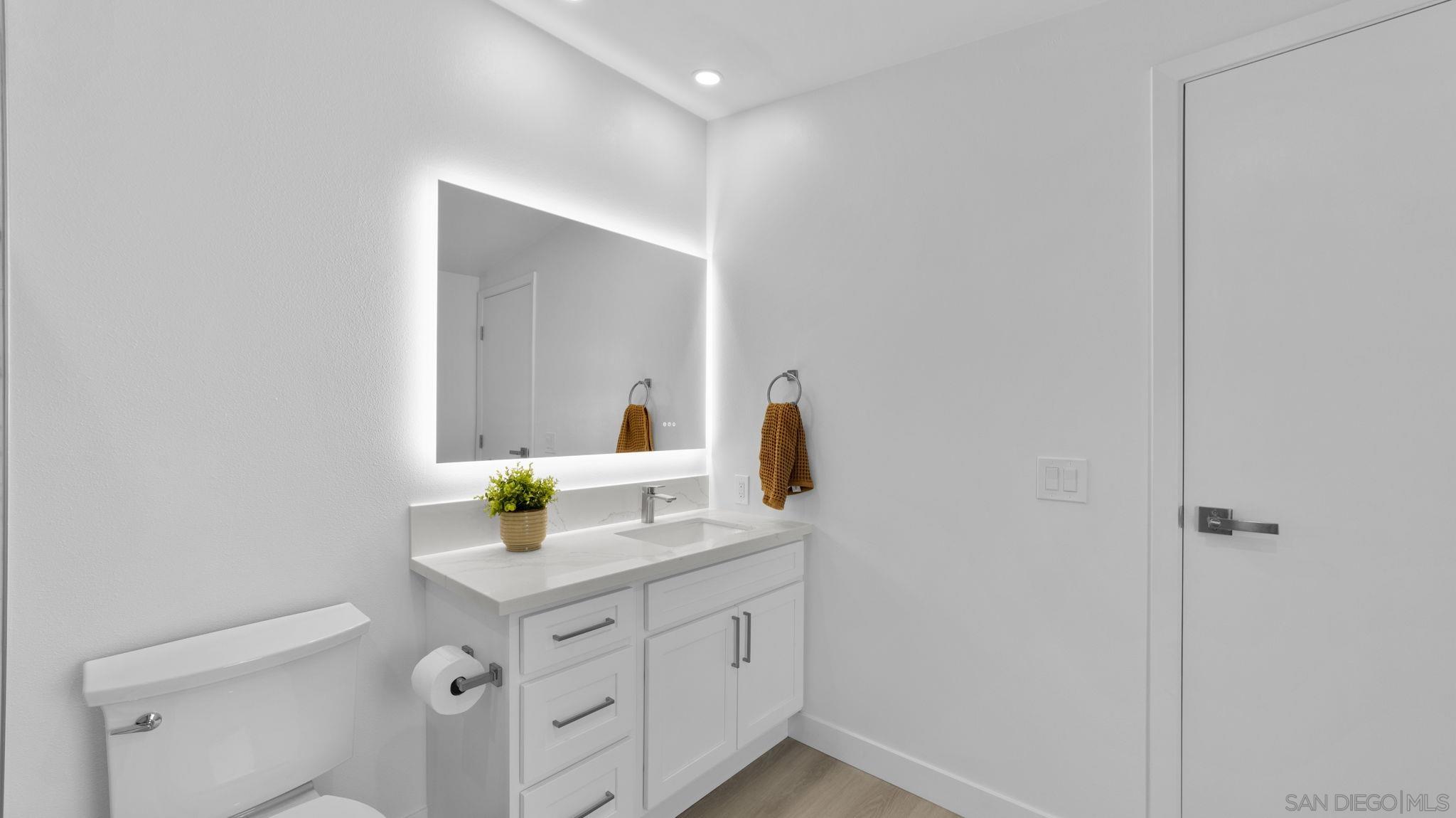 Detail Gallery Image 30 of 49 For 4909  Pacifica Dr, San Diego,  CA 92109 - 3 Beds | 2/1 Baths