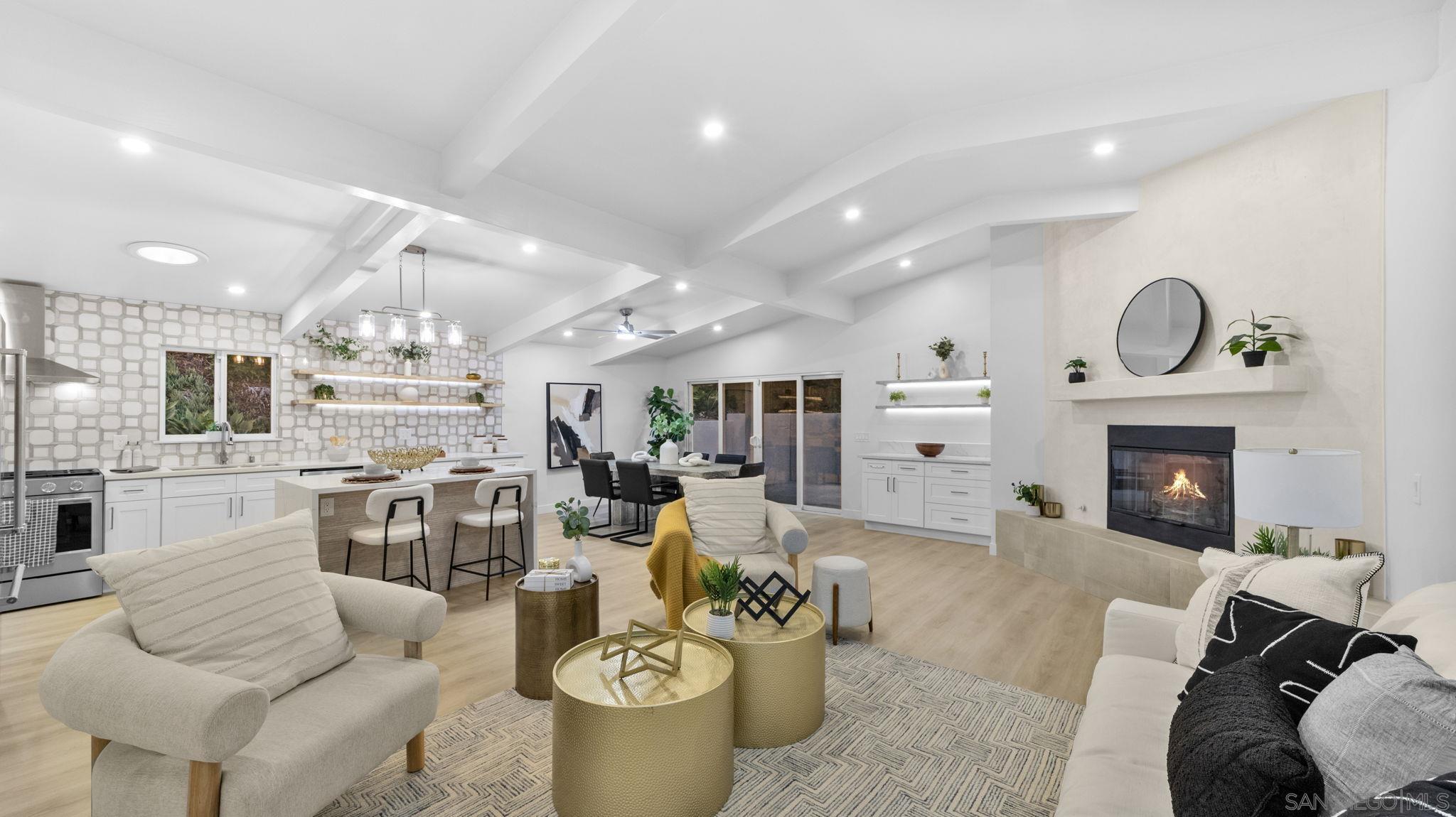 Detail Gallery Image 5 of 49 For 4909  Pacifica Dr, San Diego,  CA 92109 - 3 Beds | 2/1 Baths