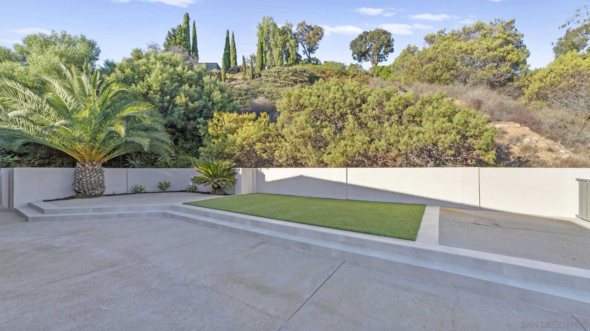 Detail Gallery Image 47 of 49 For 4909  Pacifica Dr, San Diego,  CA 92109 - 3 Beds | 2/1 Baths