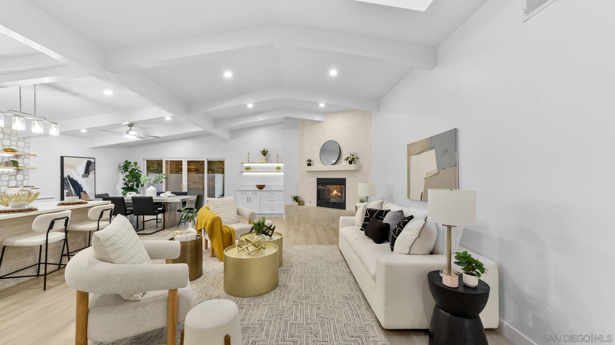 Detail Gallery Image 6 of 49 For 4909  Pacifica Dr, San Diego,  CA 92109 - 3 Beds | 2/1 Baths