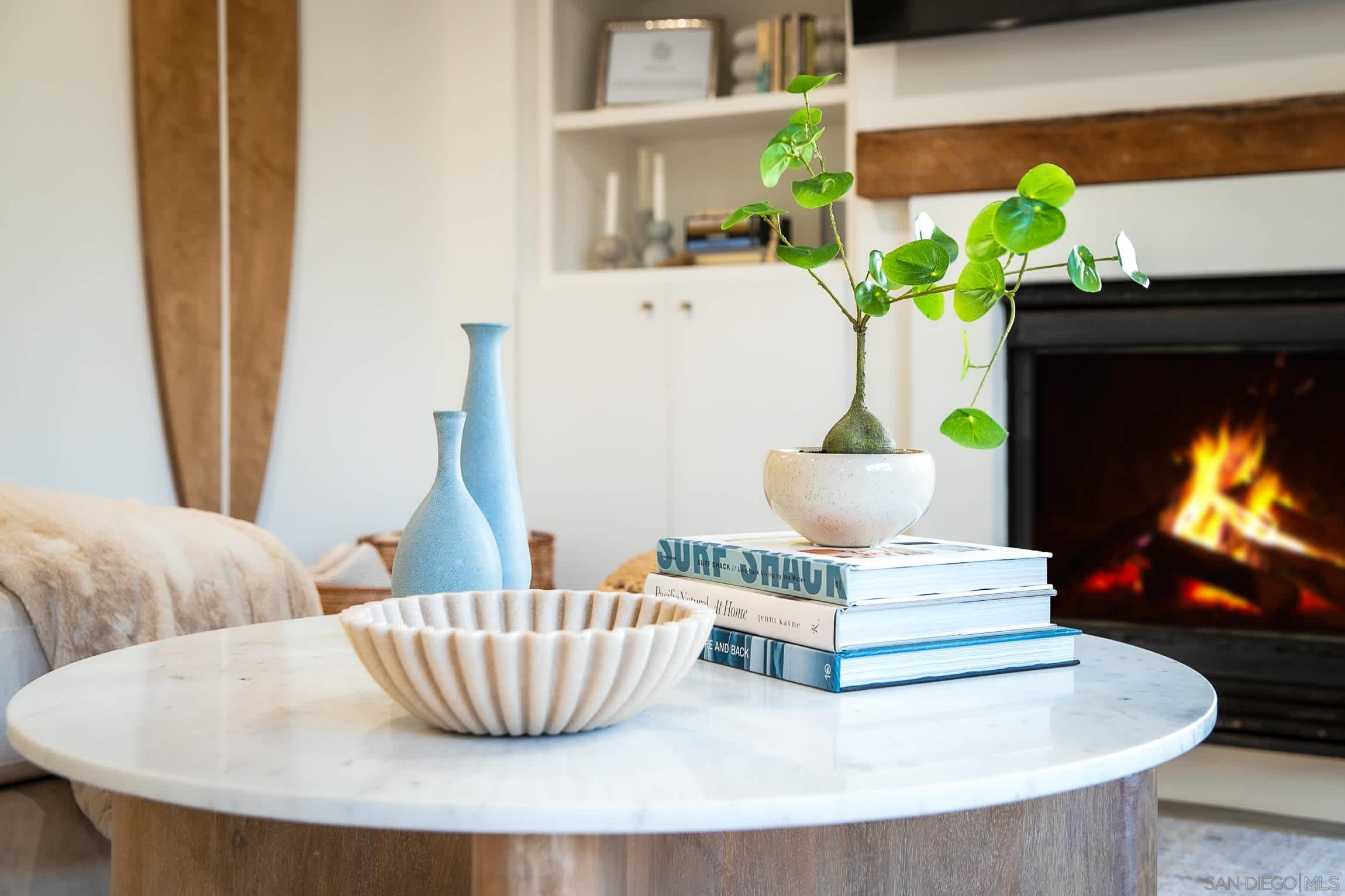 Detail Gallery Image 11 of 75 For 229  Bonair St, La Jolla,  CA 92037 - 2 Beds | 2 Baths