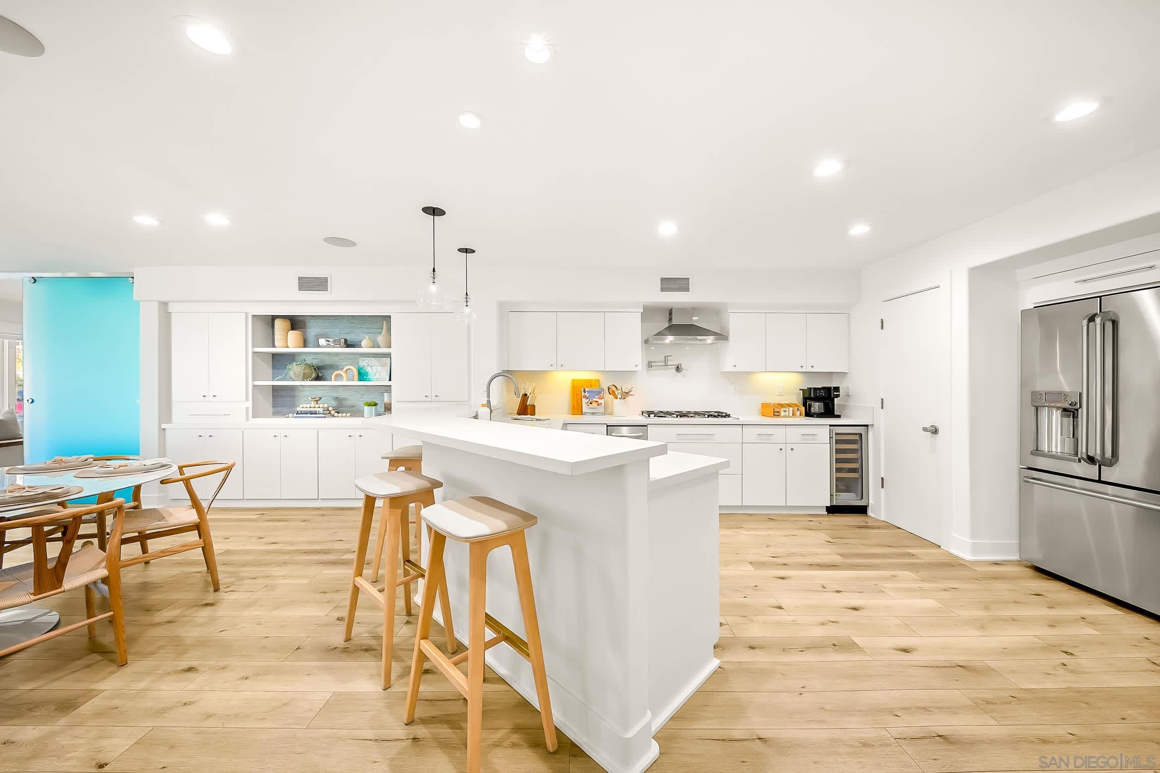 Detail Gallery Image 35 of 75 For 229  Bonair St, La Jolla,  CA 92037 - 2 Beds | 2 Baths