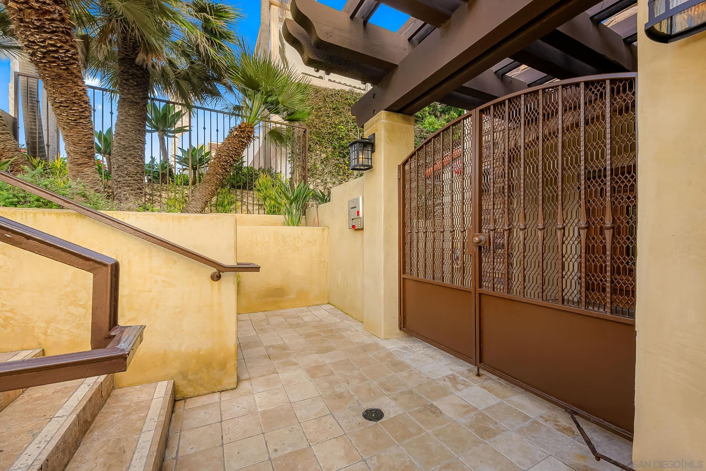 Detail Gallery Image 75 of 75 For 229  Bonair St, La Jolla,  CA 92037 - 2 Beds | 2 Baths