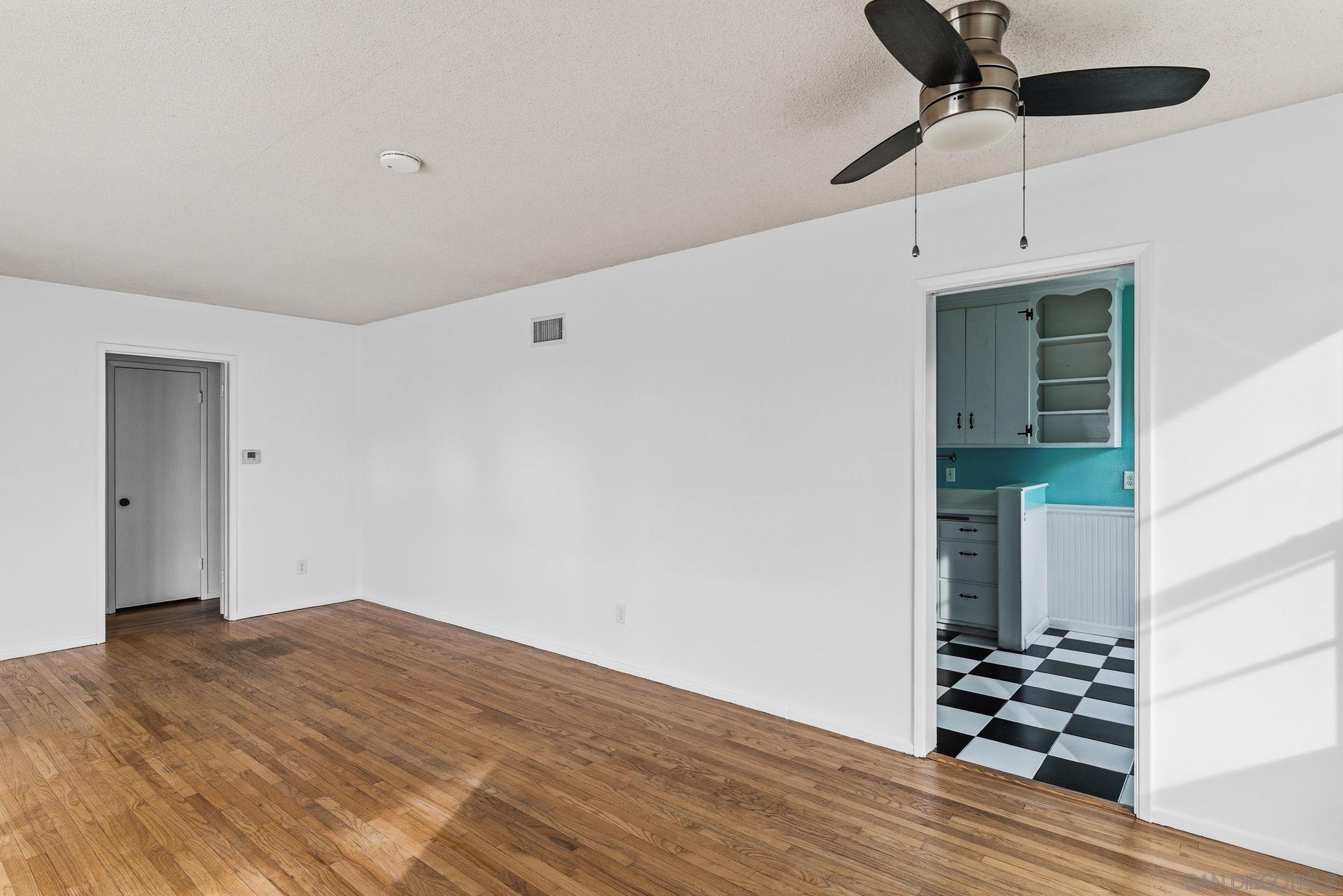 Detail Gallery Image 11 of 30 For 4820  Zion Ave, San Diego,  CA 92120 - 3 Beds | 1/1 Baths