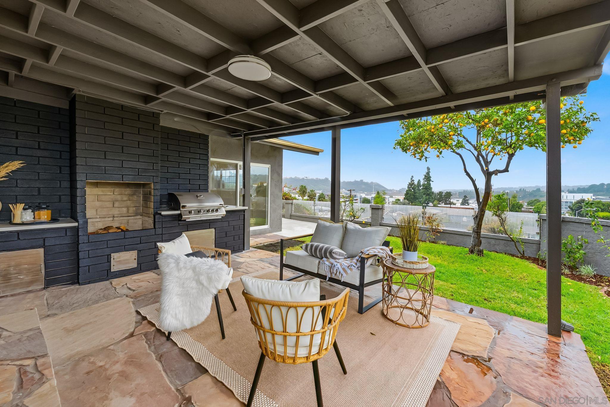 Detail Gallery Image 23 of 32 For 6096  Crawford St, San Diego,  CA 92120 - 4 Beds | 3 Baths