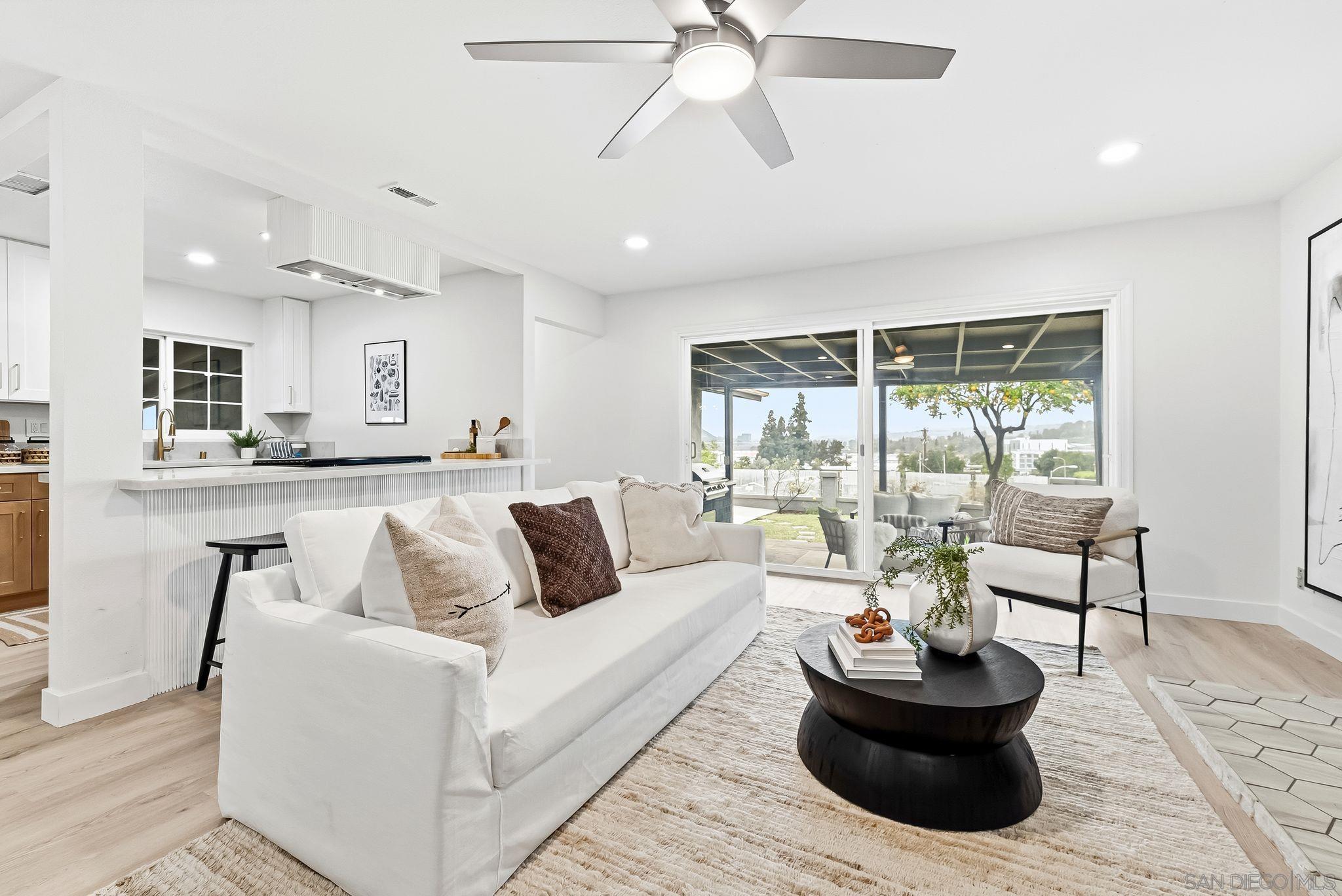 Detail Gallery Image 9 of 32 For 6096  Crawford St, San Diego,  CA 92120 - 4 Beds | 3 Baths