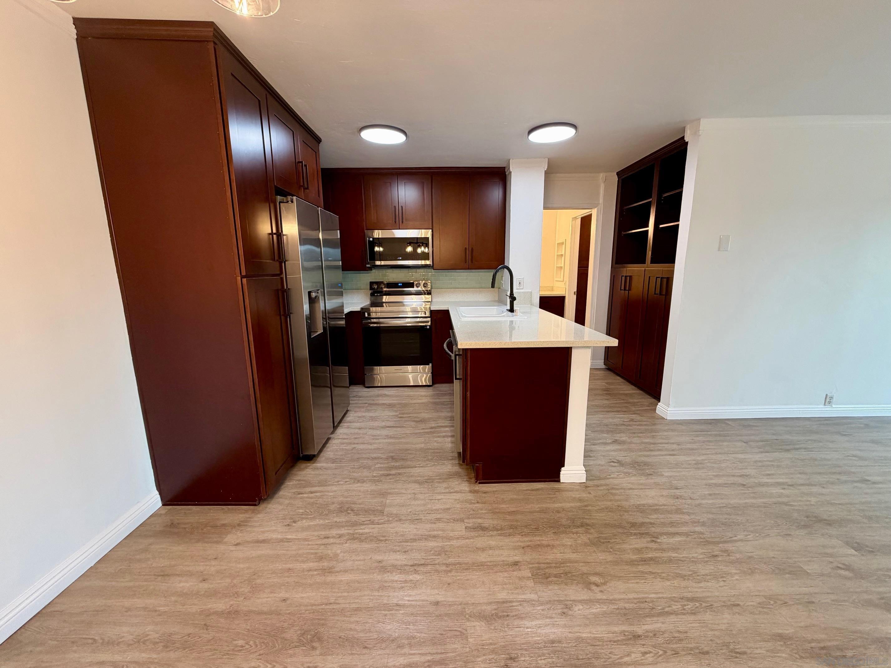 Detail Gallery Image 15 of 22 For 1885  Diamond St.  #2-211,  San Diego,  CA 92109 - 2 Beds | 2 Baths