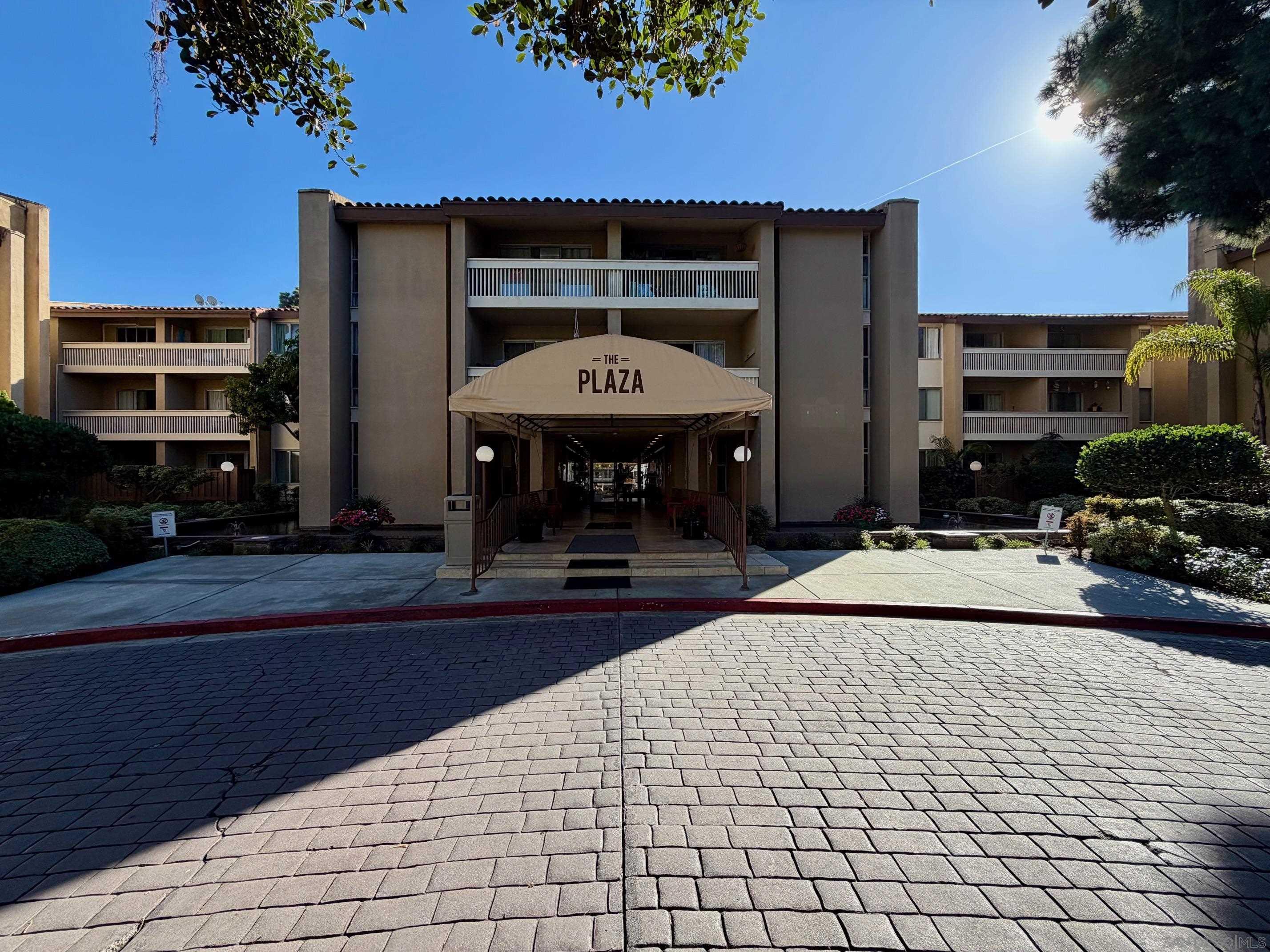 Detail Gallery Image 17 of 22 For 1885  Diamond St.  #2-211,  San Diego,  CA 92109 - 2 Beds | 2 Baths