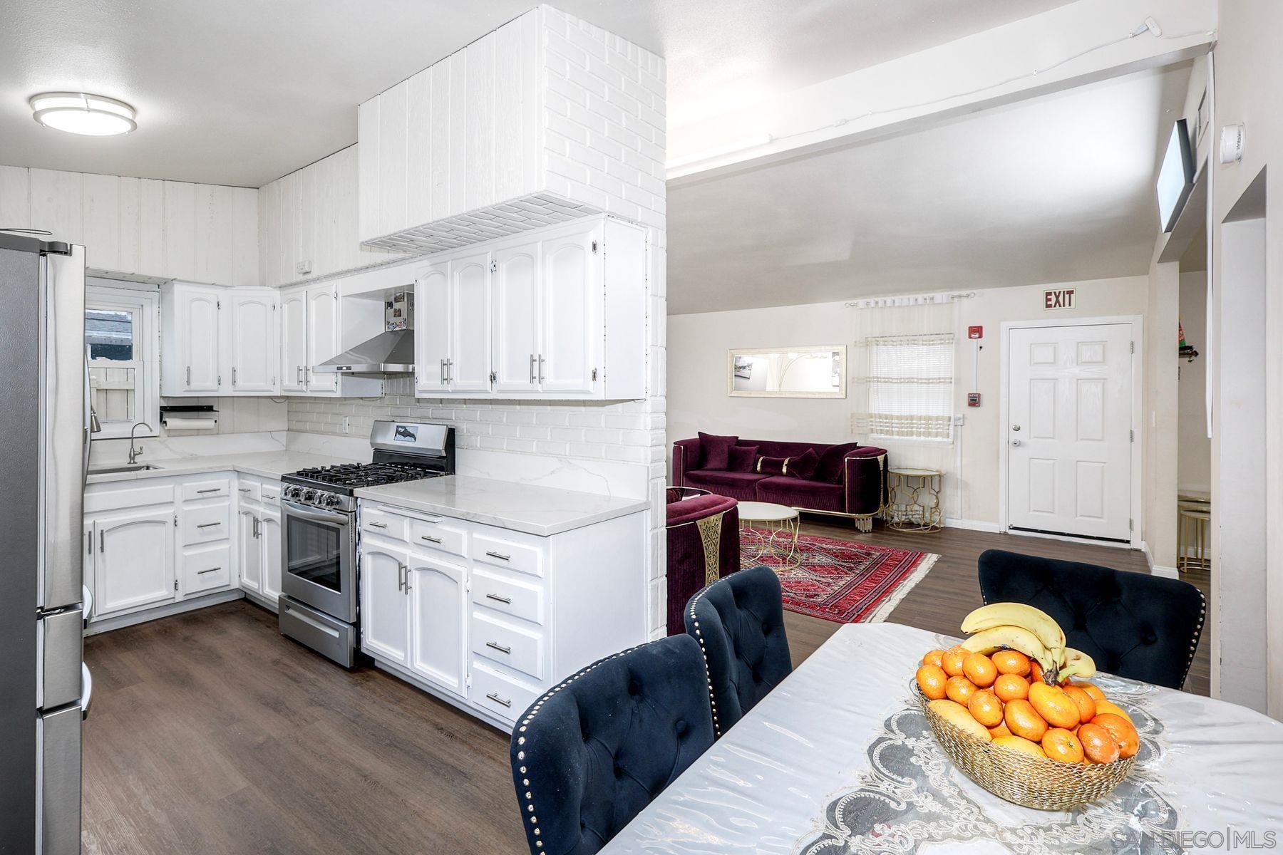 Detail Gallery Image 17 of 49 For 549 Ne Marble St, El Cajon,  CA 92020 - 4 Beds | 2 Baths