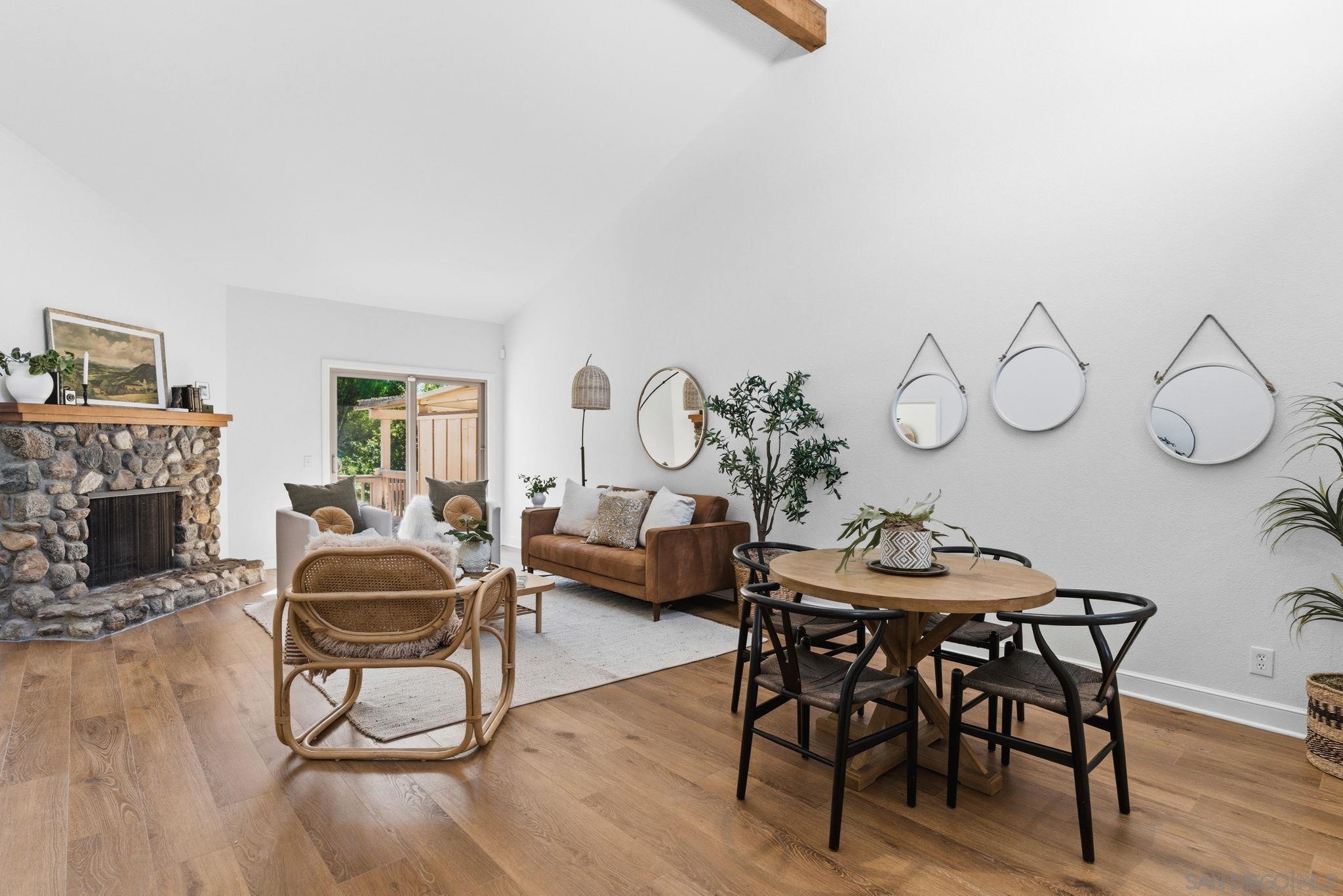 Detail Gallery Image 9 of 18 For 8665  Circle R Valley Ln, Escondido,  CA 92026 - 2 Beds | 2 Baths