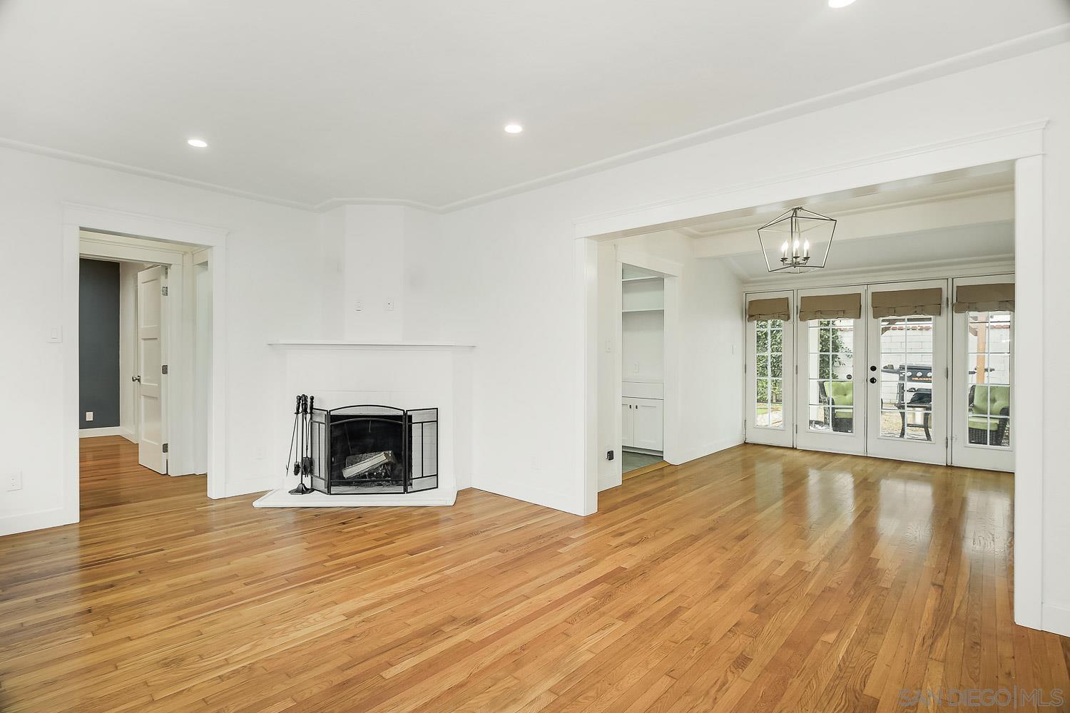 Detail Gallery Image 6 of 35 For 4673  Monroe Ave, San Diego,  CA 92115 - 3 Beds | 2 Baths