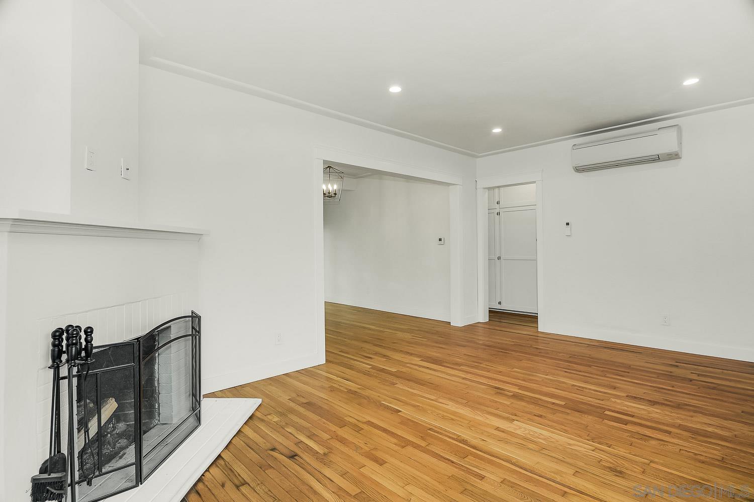 Detail Gallery Image 8 of 35 For 4673  Monroe Ave, San Diego,  CA 92115 - 3 Beds | 2 Baths