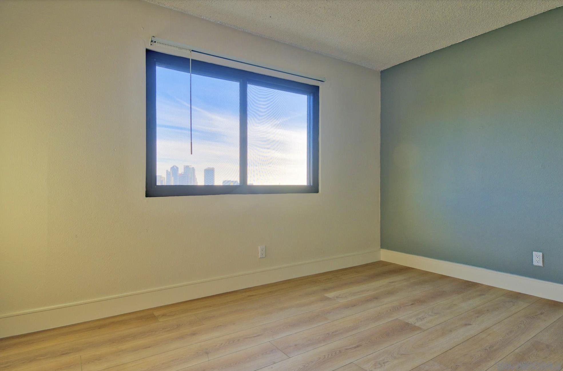 Detail Gallery Image 14 of 25 For 811 W Nutmeg St  103, San Diego,  CA 92103 - 2 Beds | 2 Baths