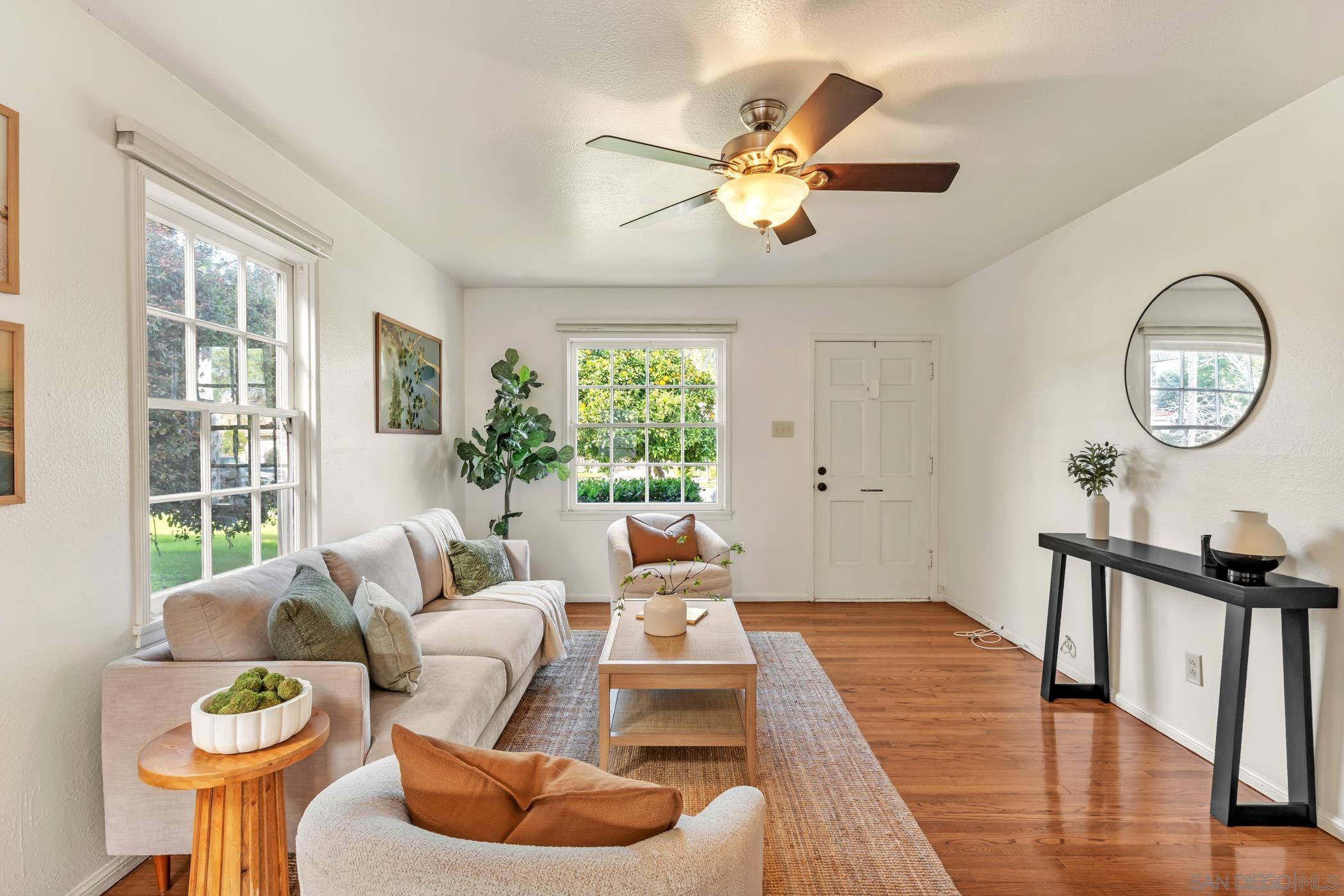 Detail Gallery Image 12 of 43 For 241-243  F Avenue, Coronado,  CA 92118 - 6 Beds | 4 Baths