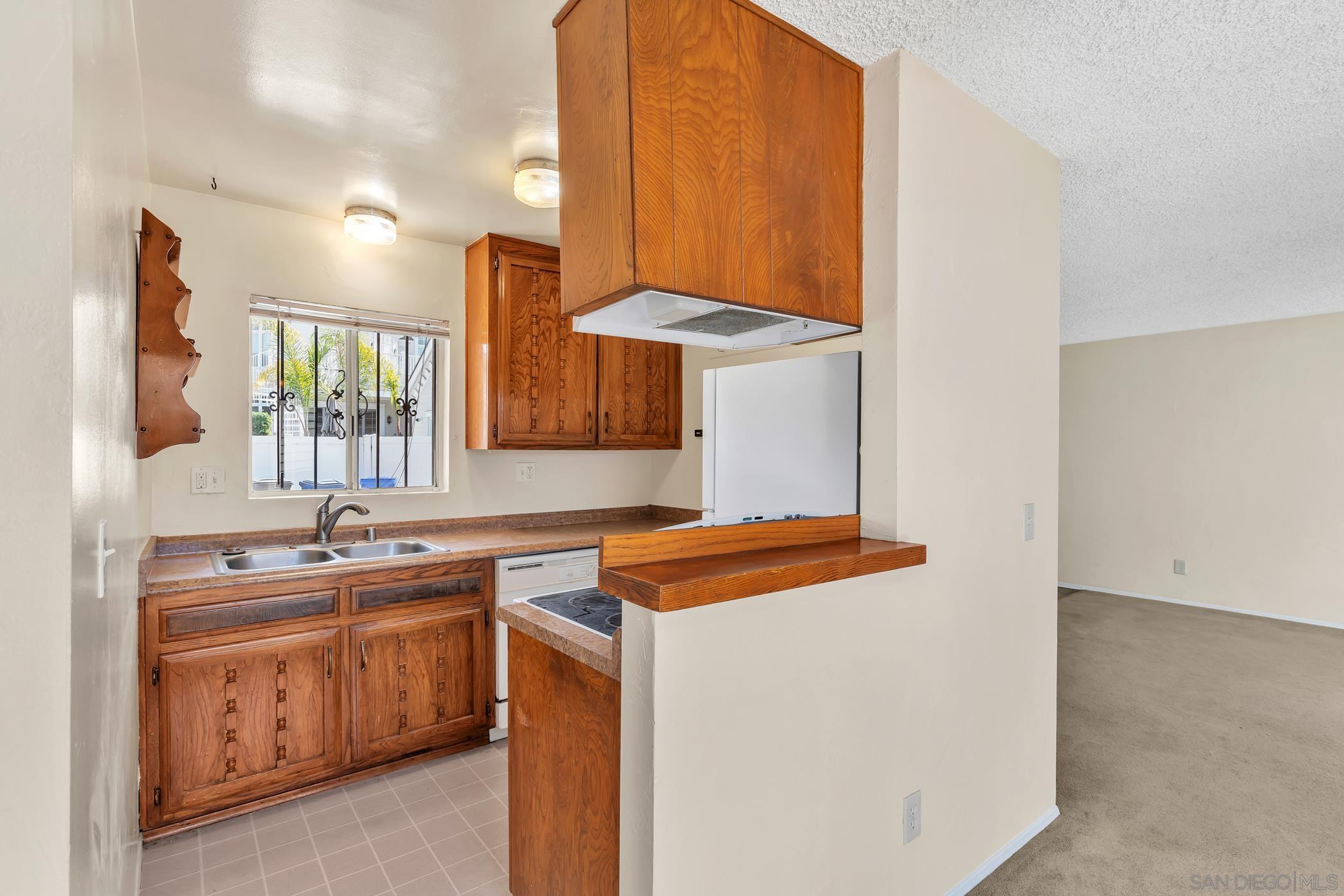 Detail Gallery Image 35 of 43 For 241-243  F Avenue, Coronado,  CA 92118 - 6 Beds | 4 Baths