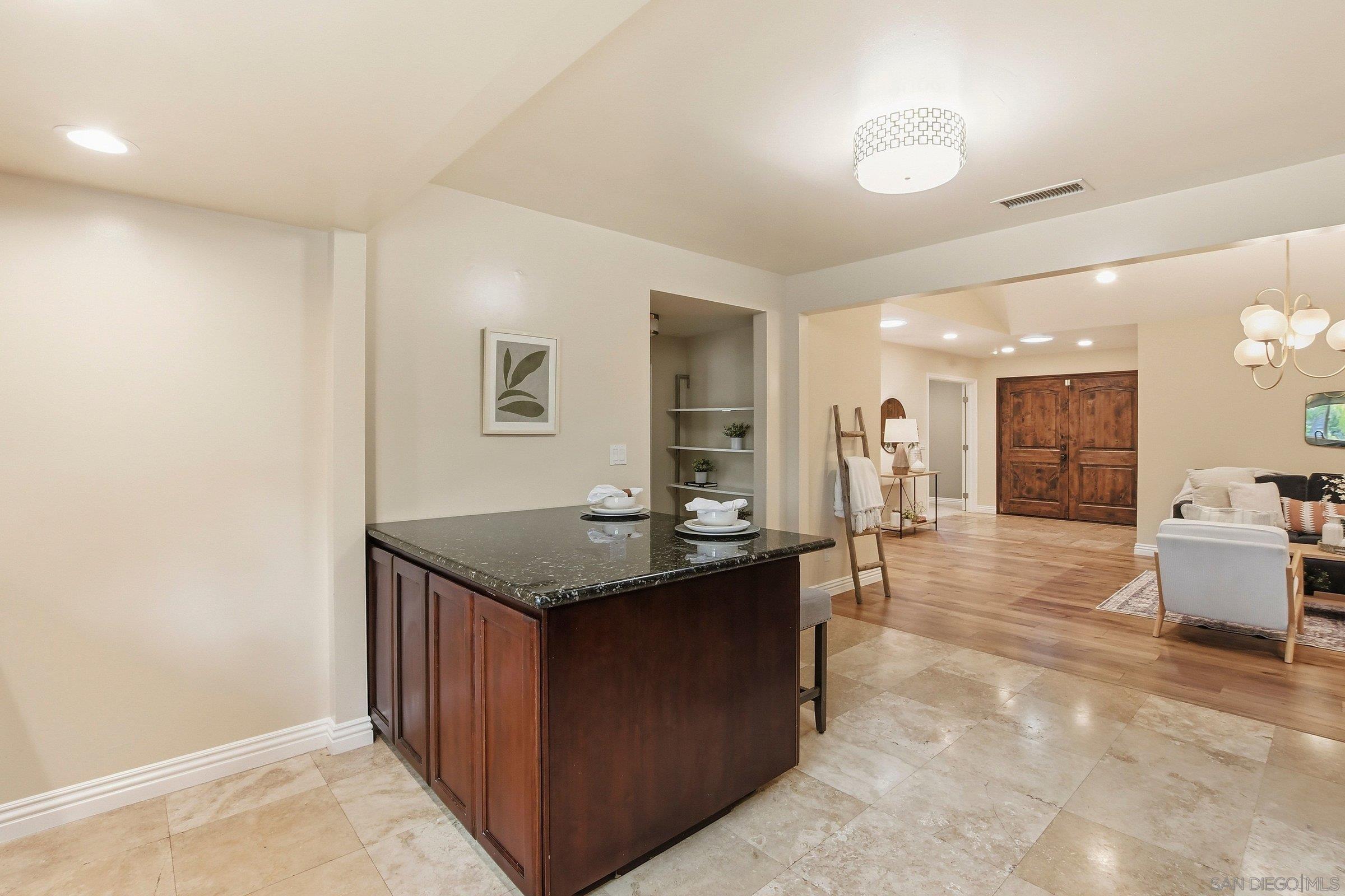 Detail Gallery Image 16 of 48 For 4228  Calavo Dr, La Mesa,  CA 91941 - 4 Beds | 2/1 Baths