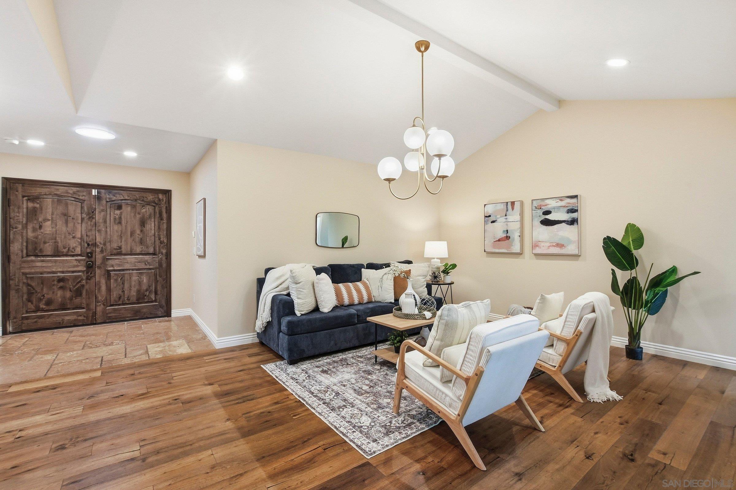 Detail Gallery Image 8 of 48 For 4228  Calavo Dr, La Mesa,  CA 91941 - 4 Beds | 2/1 Baths