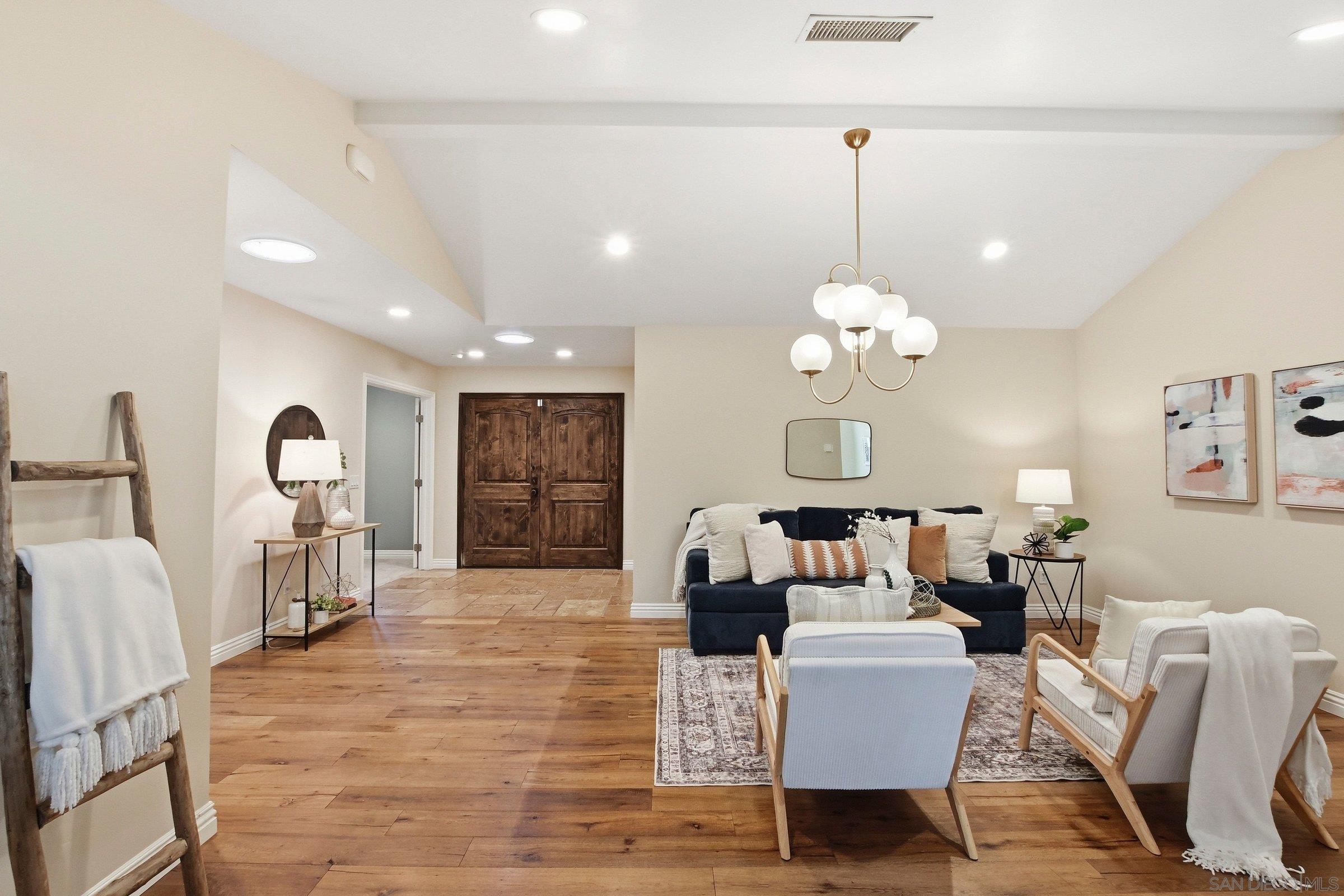 Detail Gallery Image 10 of 48 For 4228  Calavo Dr, La Mesa,  CA 91941 - 4 Beds | 2/1 Baths