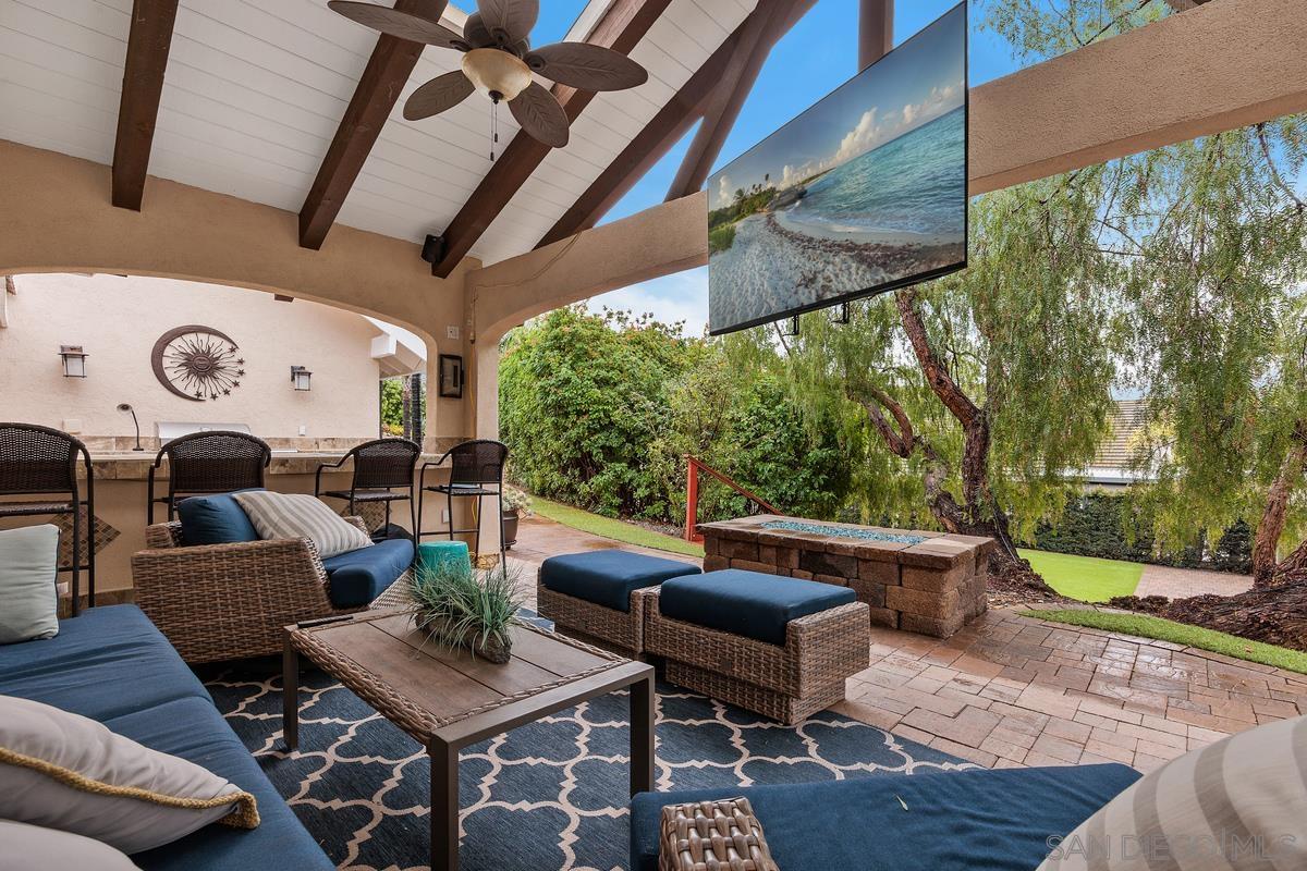 Detail Gallery Image 13 of 27 For 14298  Ipava Dr, Poway,  CA 92064 - 4 Beds | 2/2 Baths