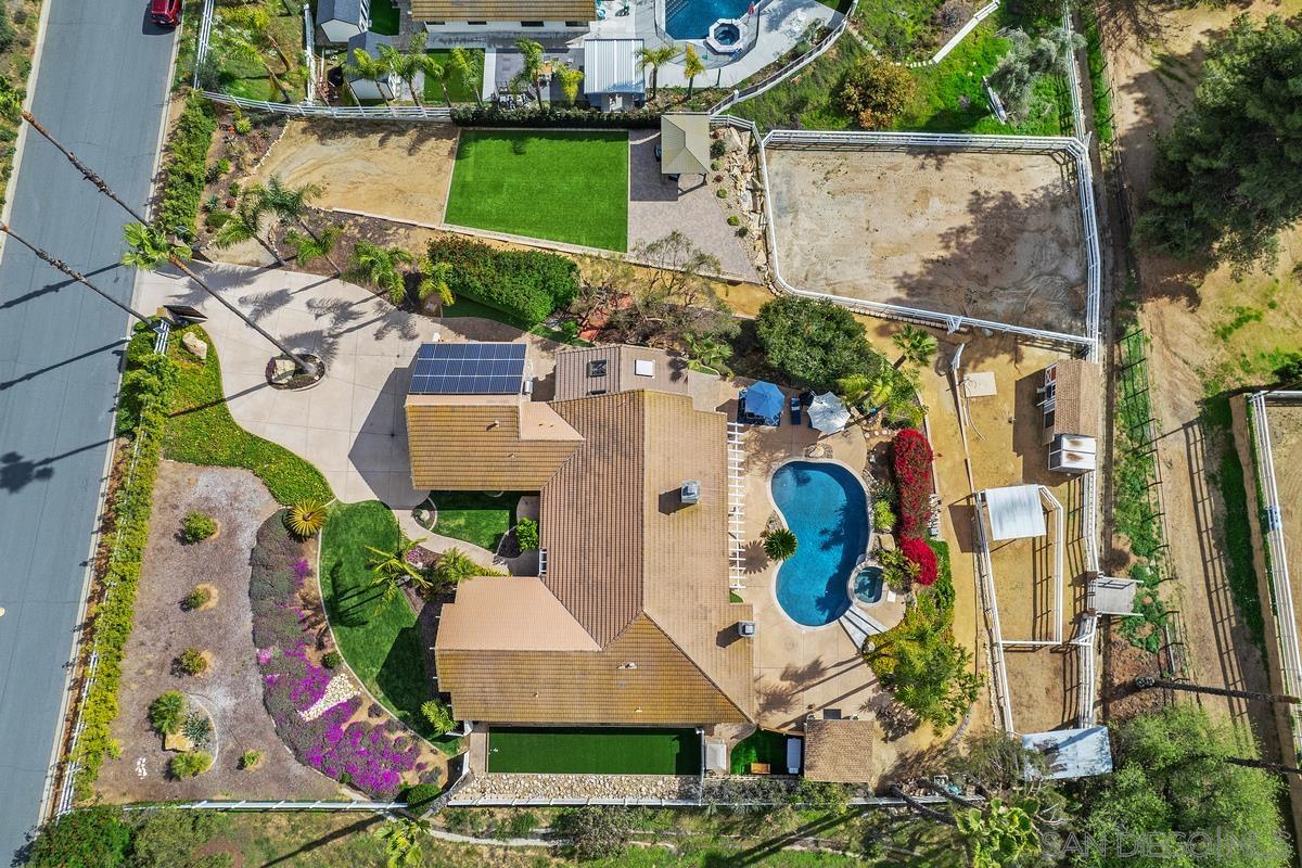 Detail Gallery Image 23 of 27 For 14298  Ipava Dr, Poway,  CA 92064 - 4 Beds | 2/2 Baths