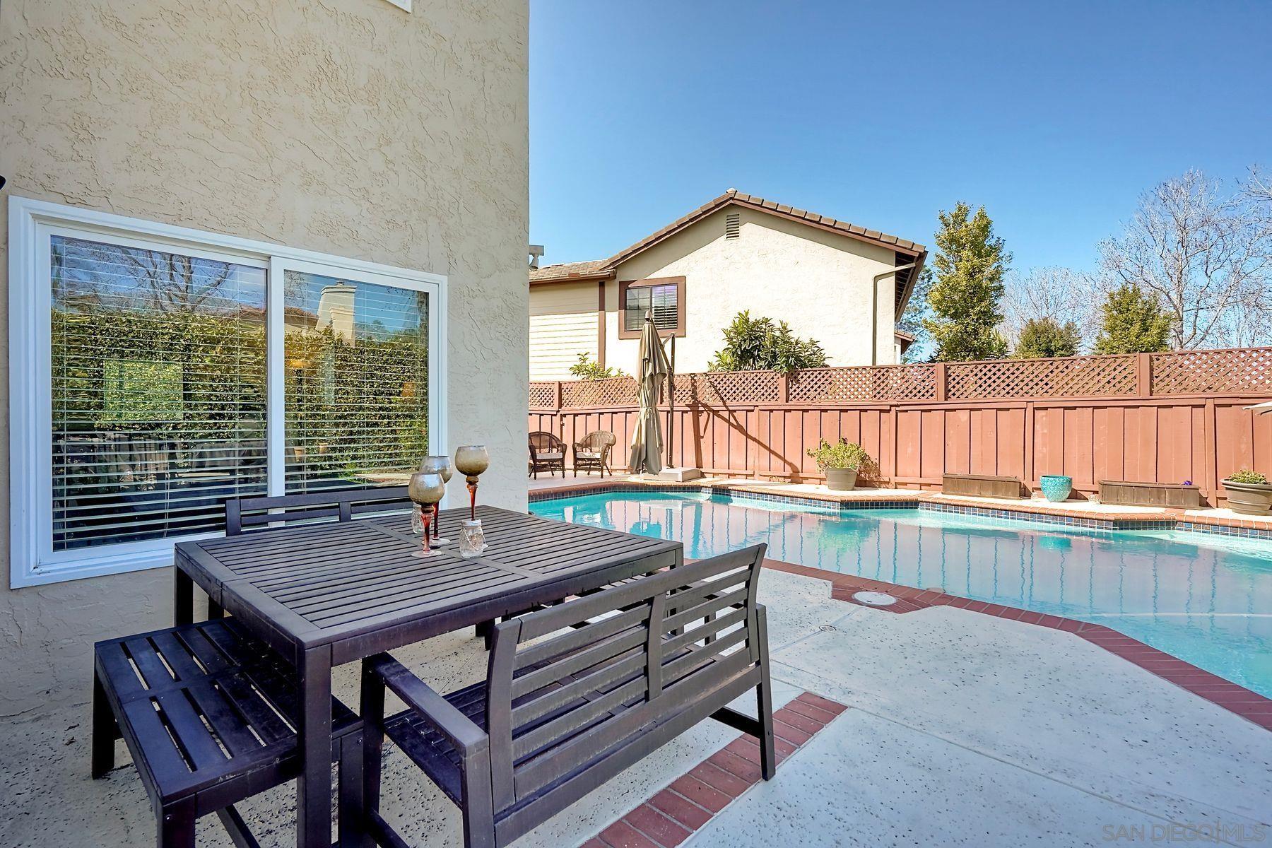 Detail Gallery Image 33 of 60 For 13382  Benchley Rd, San Diego,  CA 92130 - 4 Beds | 3 Baths