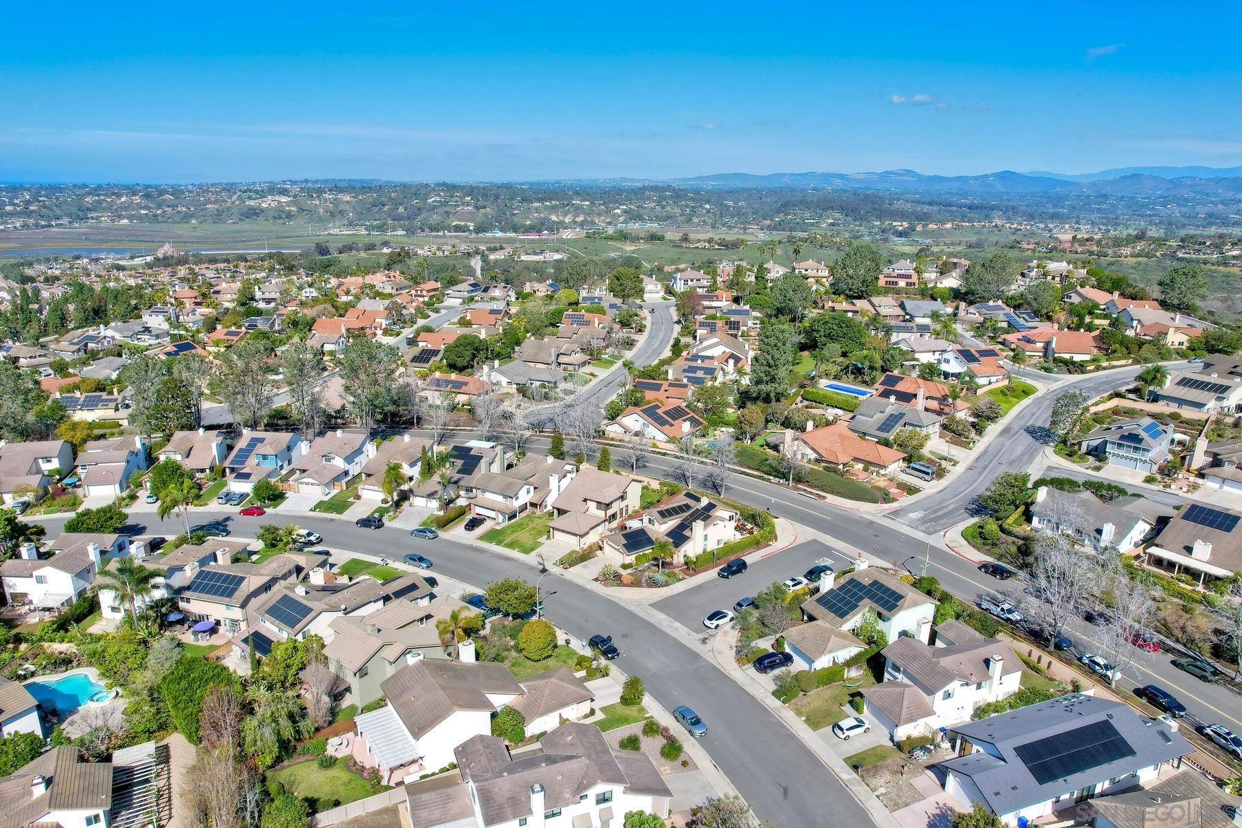 Detail Gallery Image 42 of 60 For 13382  Benchley Rd, San Diego,  CA 92130 - 4 Beds | 3 Baths