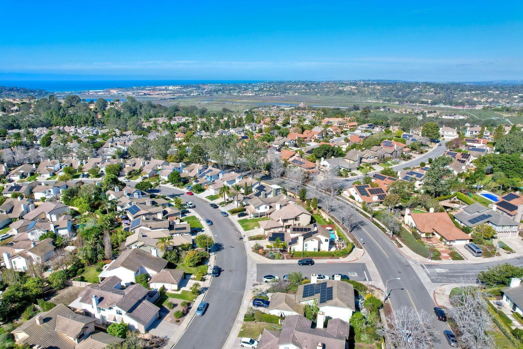 Detail Gallery Image 43 of 60 For 13382  Benchley Rd, San Diego,  CA 92130 - 4 Beds | 3 Baths