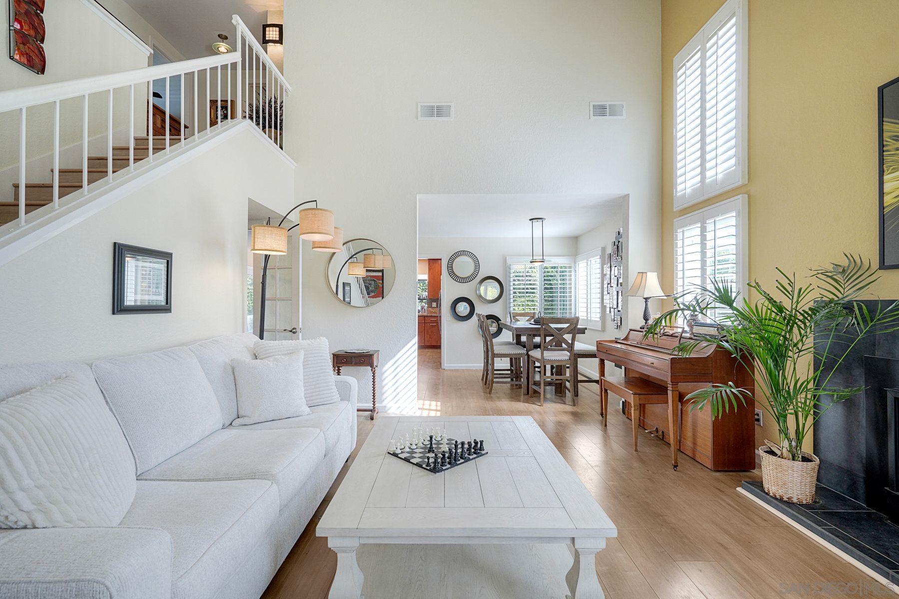 Detail Gallery Image 7 of 60 For 13382  Benchley Rd, San Diego,  CA 92130 - 4 Beds | 3 Baths