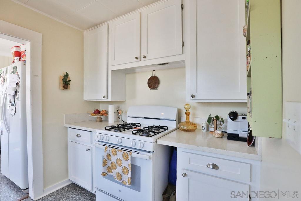 Detail Gallery Image 18 of 63 For 4831-35  Brighton Ave, San Diego,  CA 92107 - – Beds | – Baths