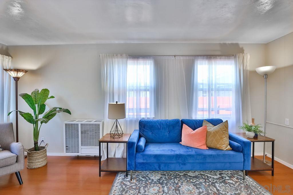 Detail Gallery Image 37 of 63 For 4831-35  Brighton Ave, San Diego,  CA 92107 - – Beds | – Baths