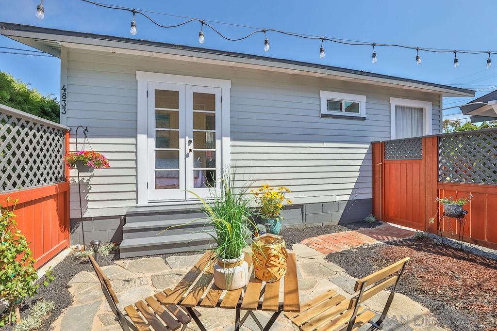 Detail Gallery Image 6 of 63 For 4831-35  Brighton Ave, San Diego,  CA 92107 - – Beds | – Baths