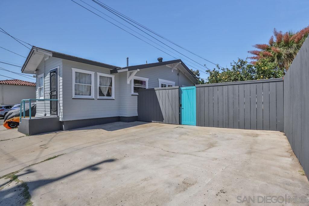 Detail Gallery Image 8 of 63 For 4831-35  Brighton Ave, San Diego,  CA 92107 - – Beds | – Baths