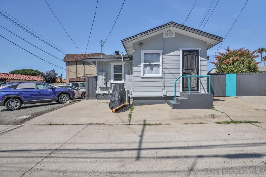 Detail Gallery Image 9 of 63 For 4831-35  Brighton Ave, San Diego,  CA 92107 - – Beds | – Baths