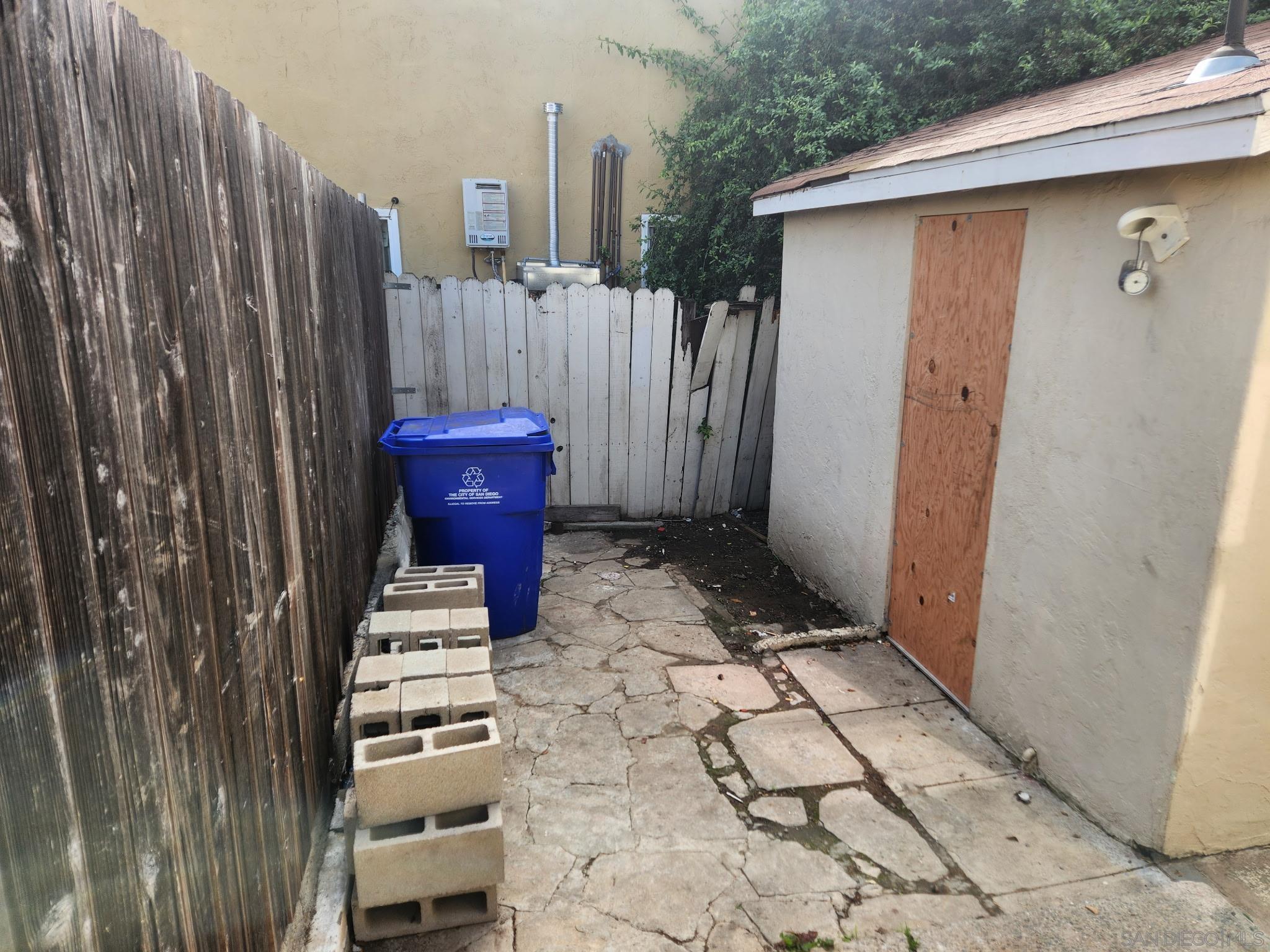 Detail Gallery Image 16 of 25 For 4095  Estrella Avenue, San Diego,  CA 92105 - 2 Beds | 1 Baths