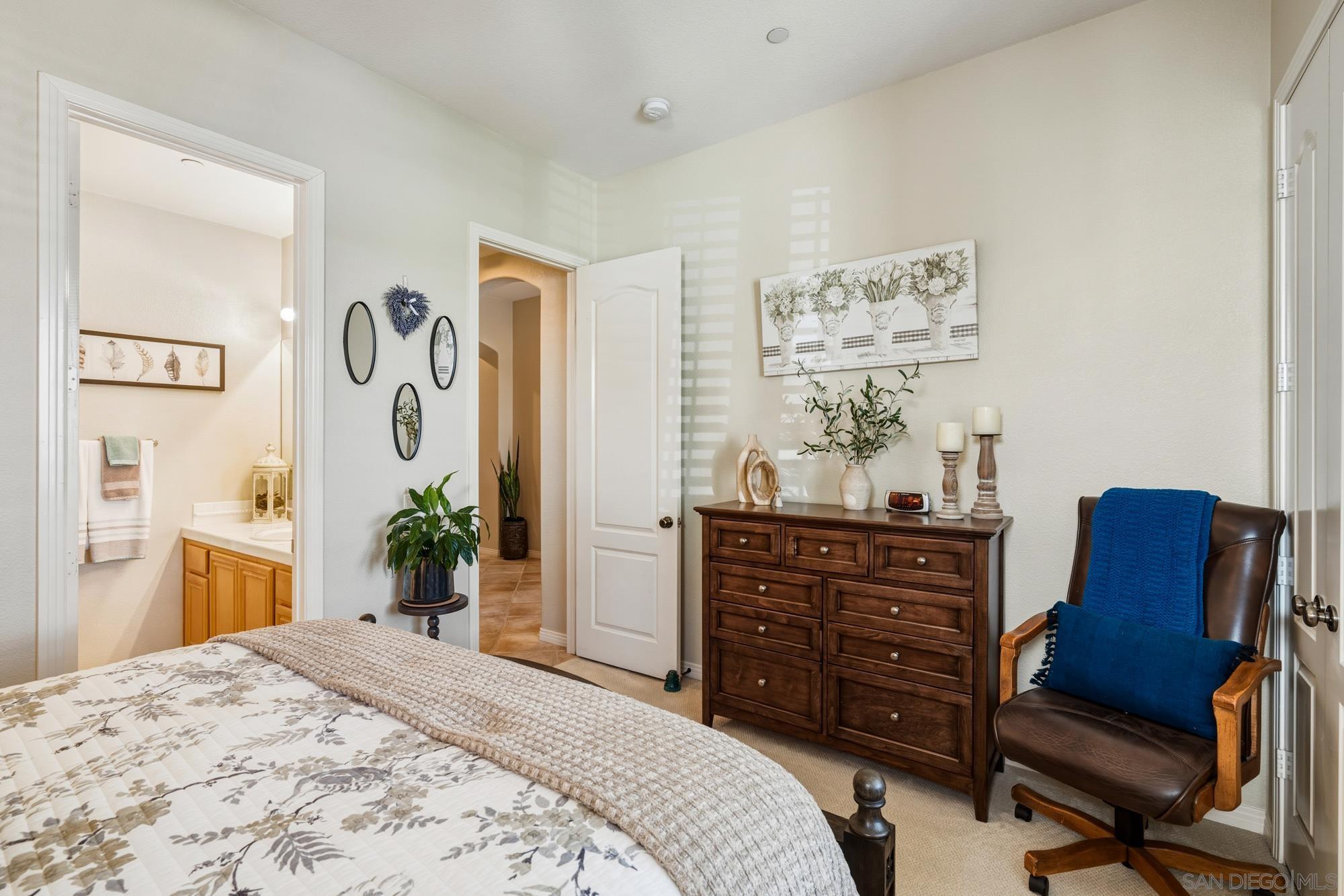 Detail Gallery Image 29 of 55 For 10829  La Alberca, San Diego,  CA 92127 - 4 Beds | 3 Baths