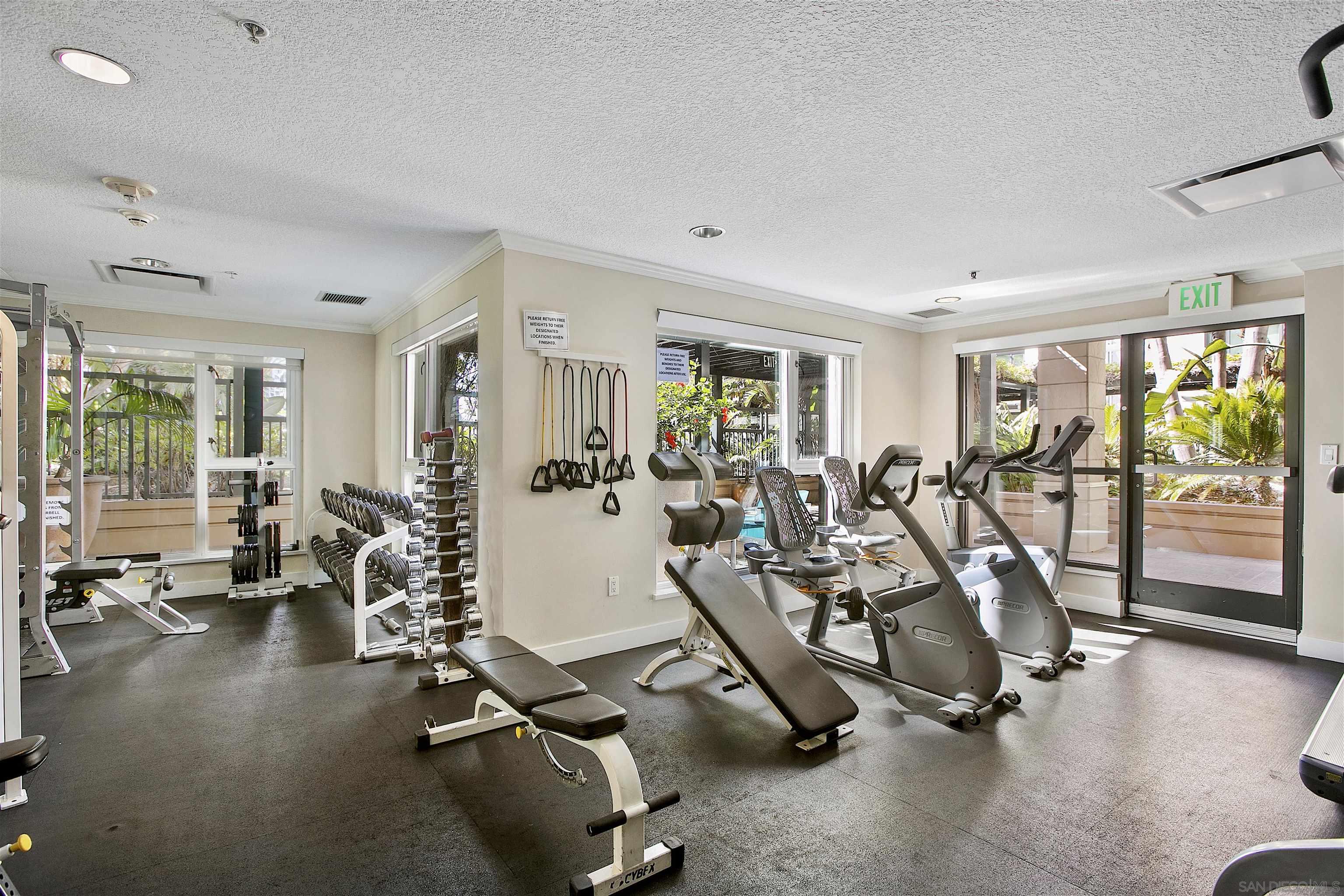 Detail Gallery Image 24 of 28 For 1199  Pacific Hwy.  307, San Diego,  CA 92101 - 1 Beds | 1/1 Baths