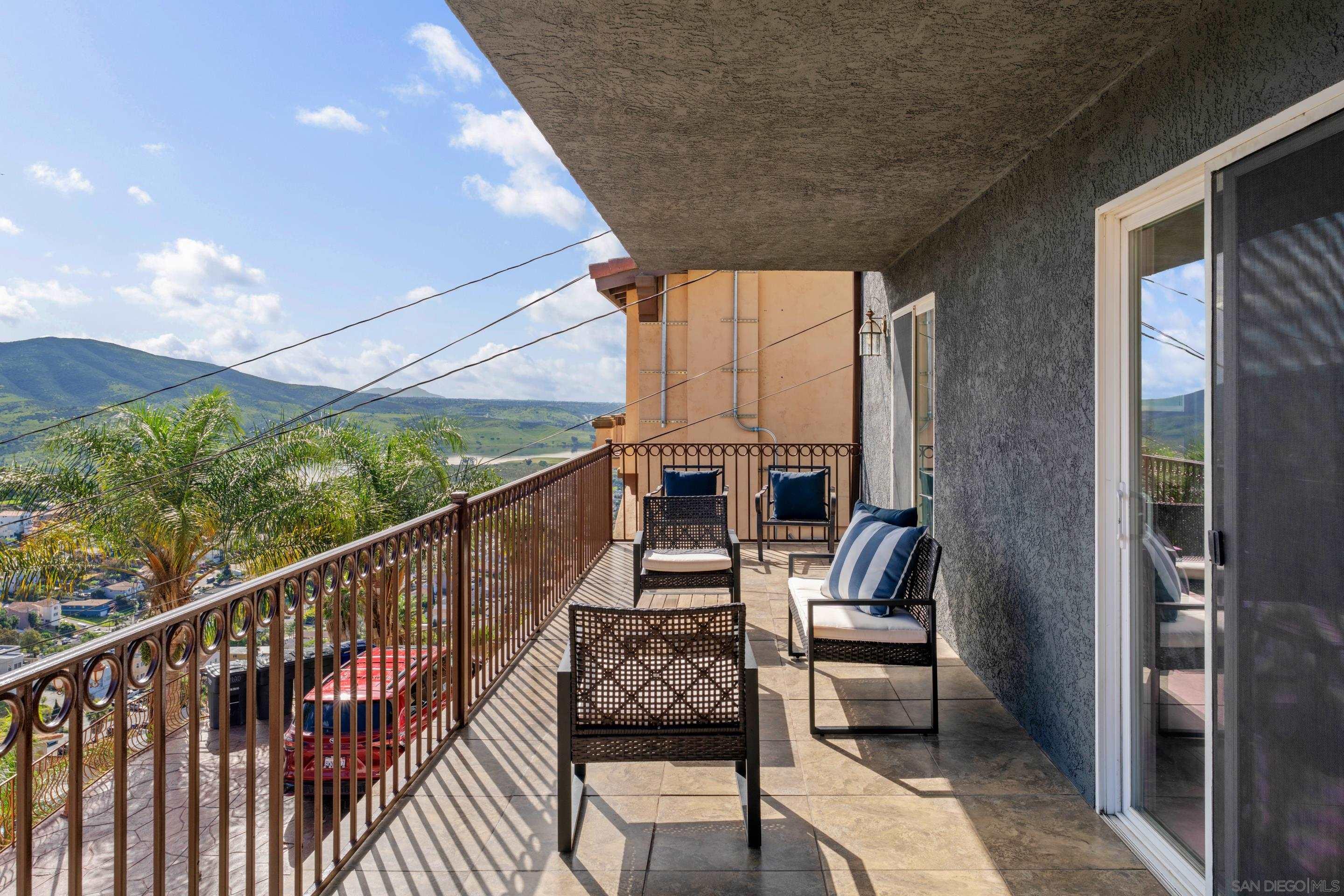 Detail Gallery Image 12 of 44 For 1626  La Presa Ave, Spring Valley,  CA 91977 - 4 Beds | 2/1 Baths