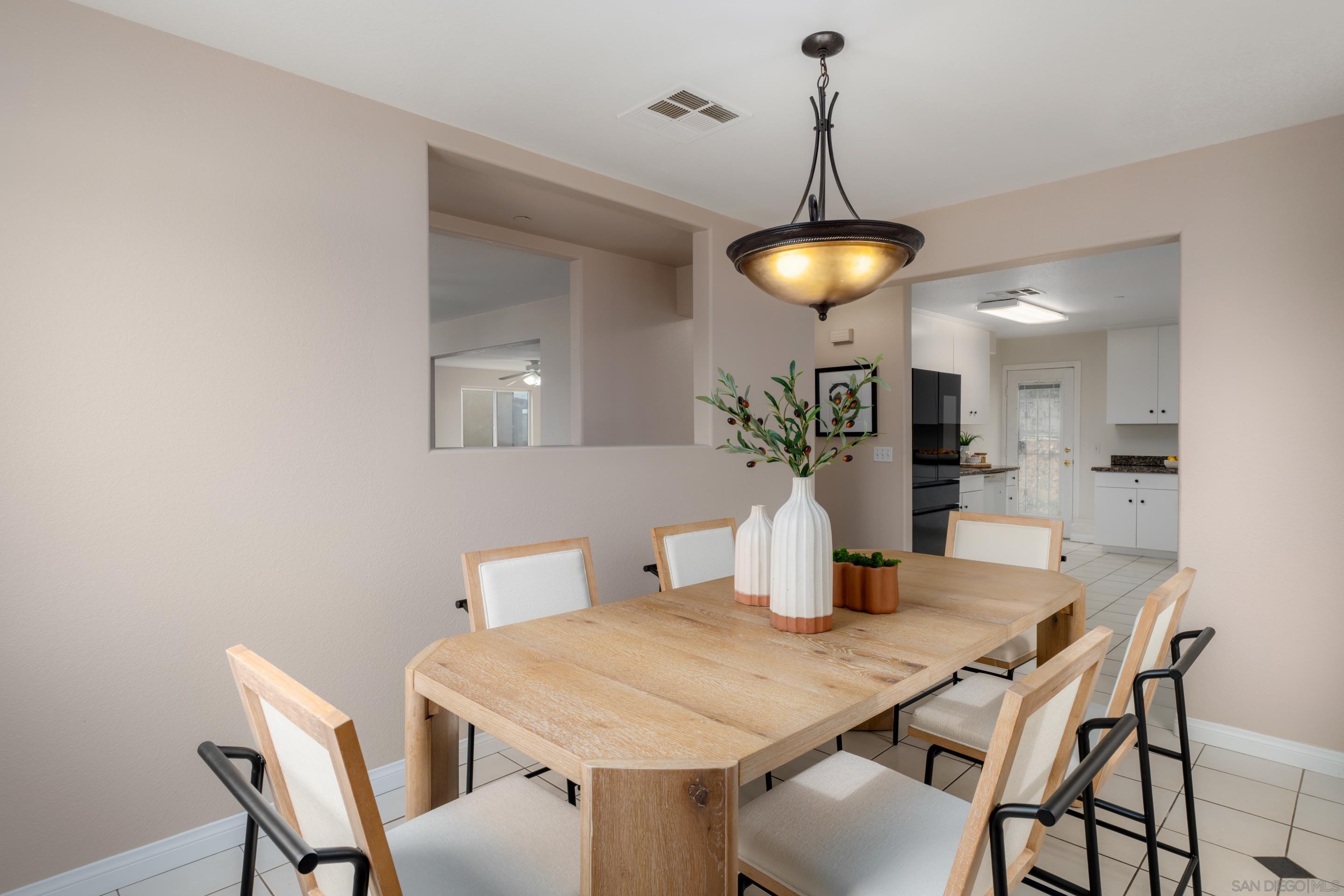 Detail Gallery Image 19 of 44 For 1626  La Presa Ave, Spring Valley,  CA 91977 - 4 Beds | 2/1 Baths