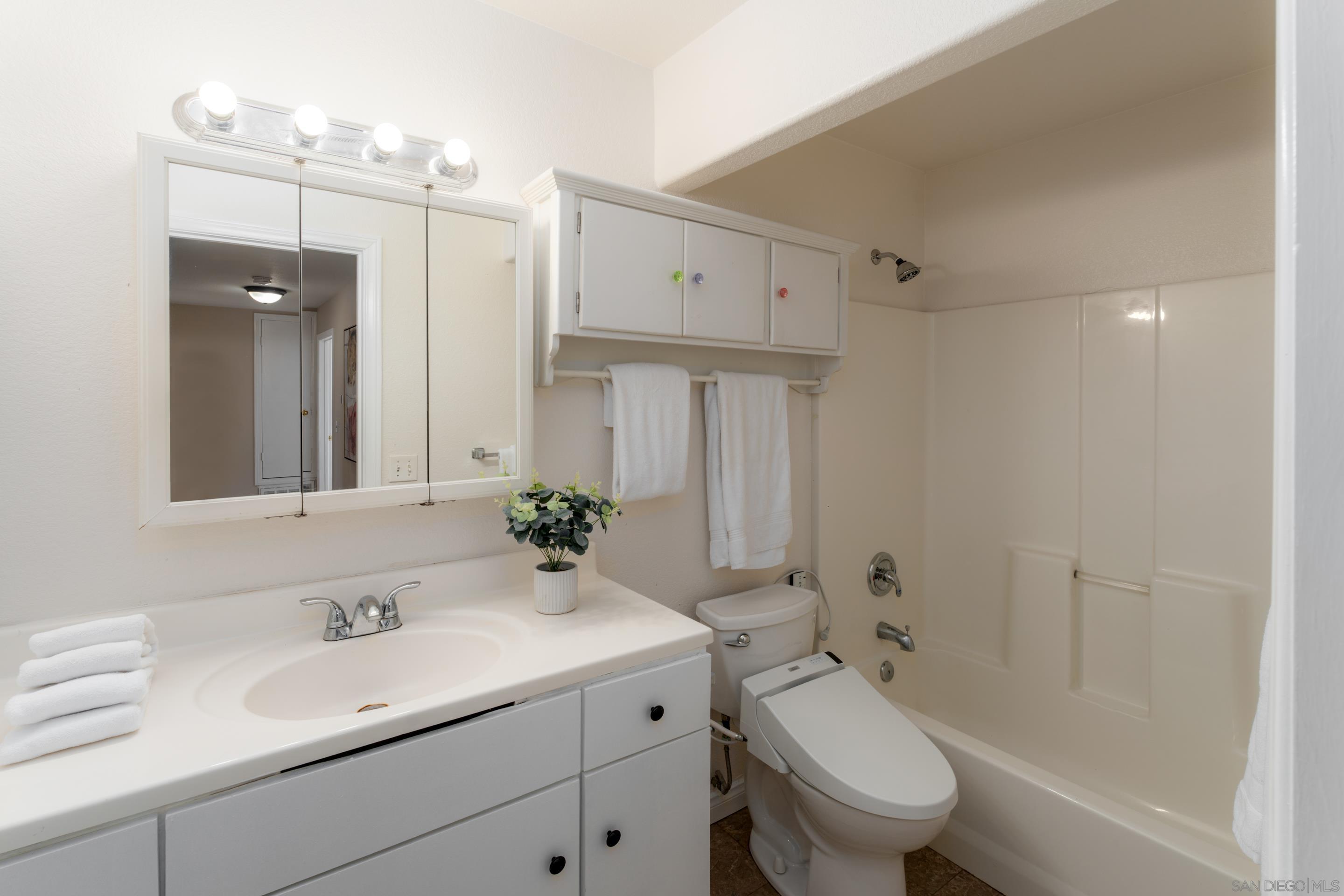 Detail Gallery Image 31 of 44 For 1626  La Presa Ave, Spring Valley,  CA 91977 - 4 Beds | 2/1 Baths