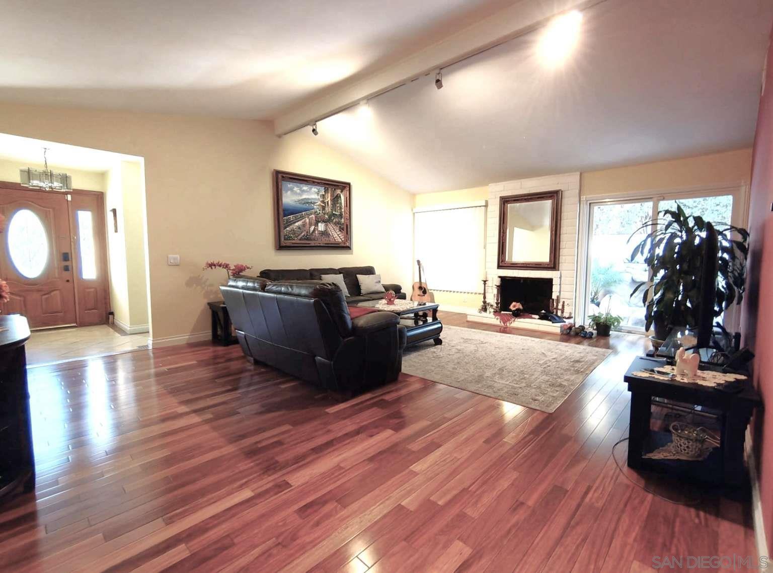 Detail Gallery Image 15 of 36 For 14491  Pinewood Rd, Tustin,  CA 92780 - 4 Beds | 2 Baths