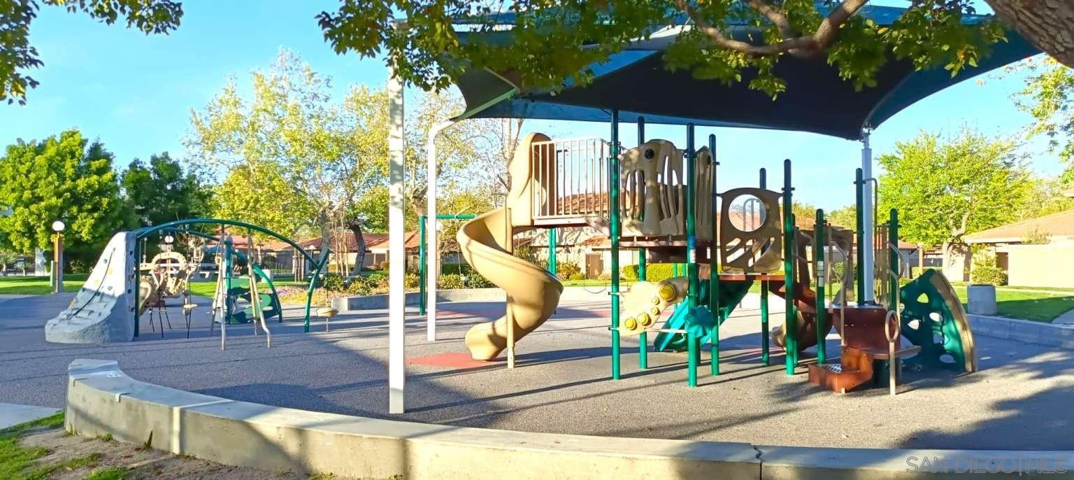 Detail Gallery Image 36 of 36 For 14491  Pinewood Rd, Tustin,  CA 92780 - 4 Beds | 2 Baths