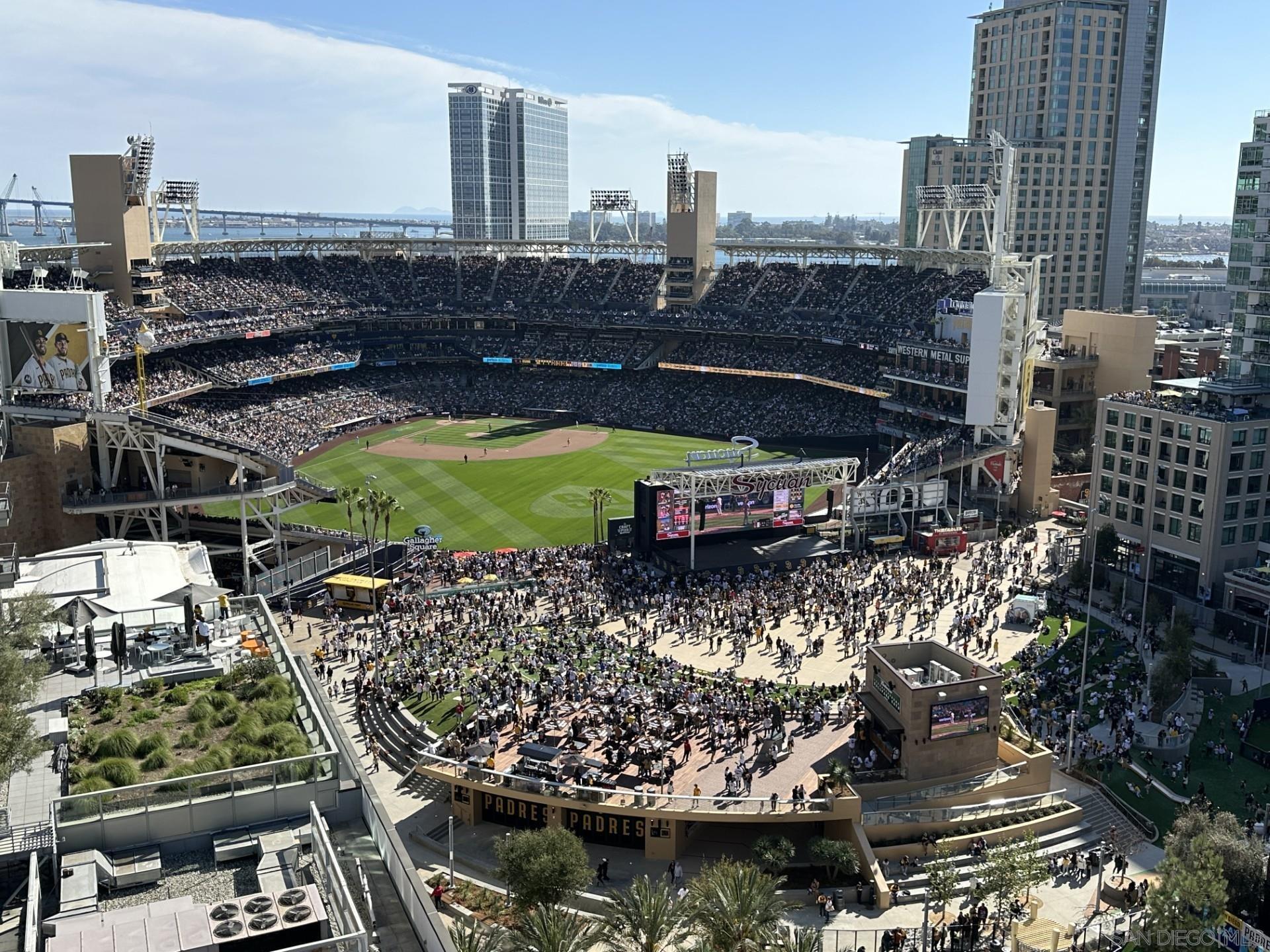 Front Image Thumbnail for SD260003597