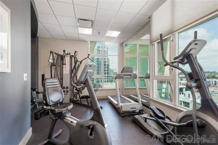 Detail Gallery Image 26 of 27 For 427  9th Ave  #1402,  San Diego,  CA 92101 - 2 Beds | 2 Baths