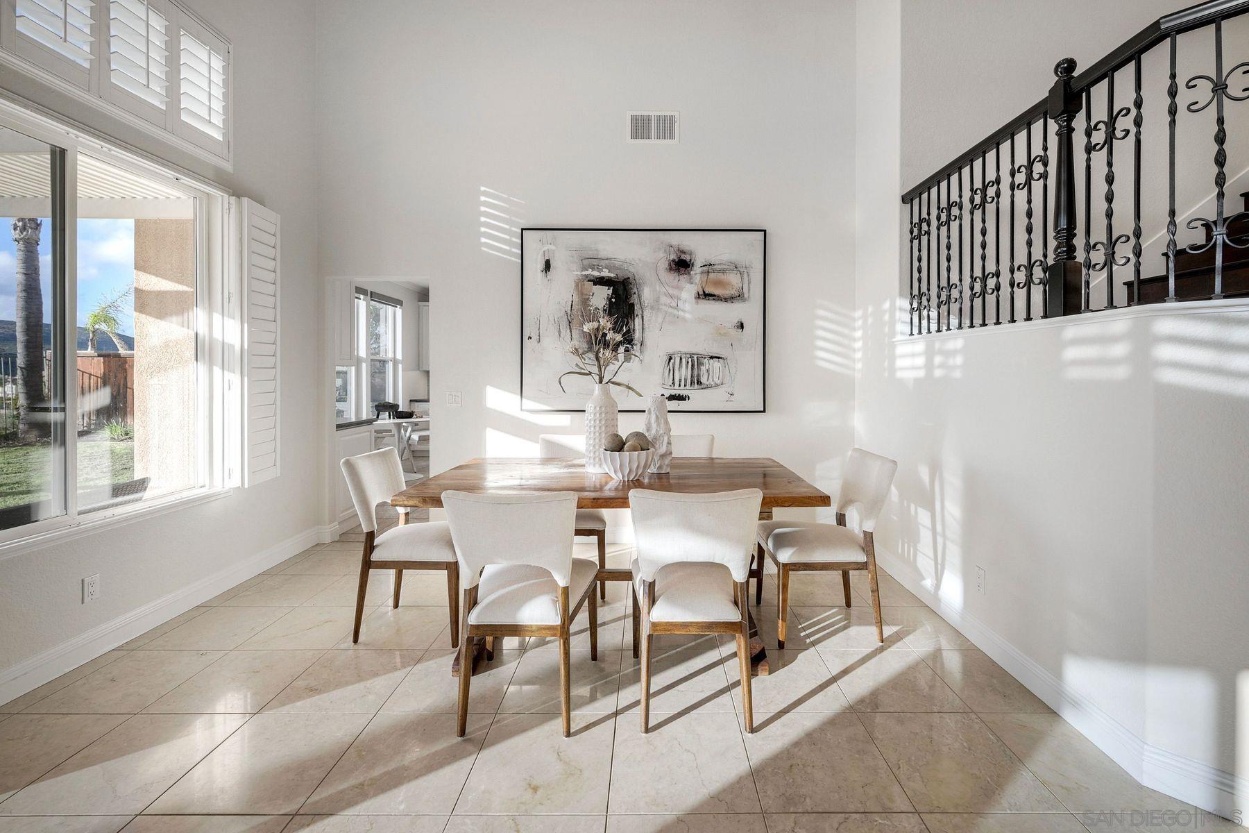 Detail Gallery Image 14 of 26 For 17254  Russet St, San Diego,  CA 92127 - 5 Beds | 3 Baths